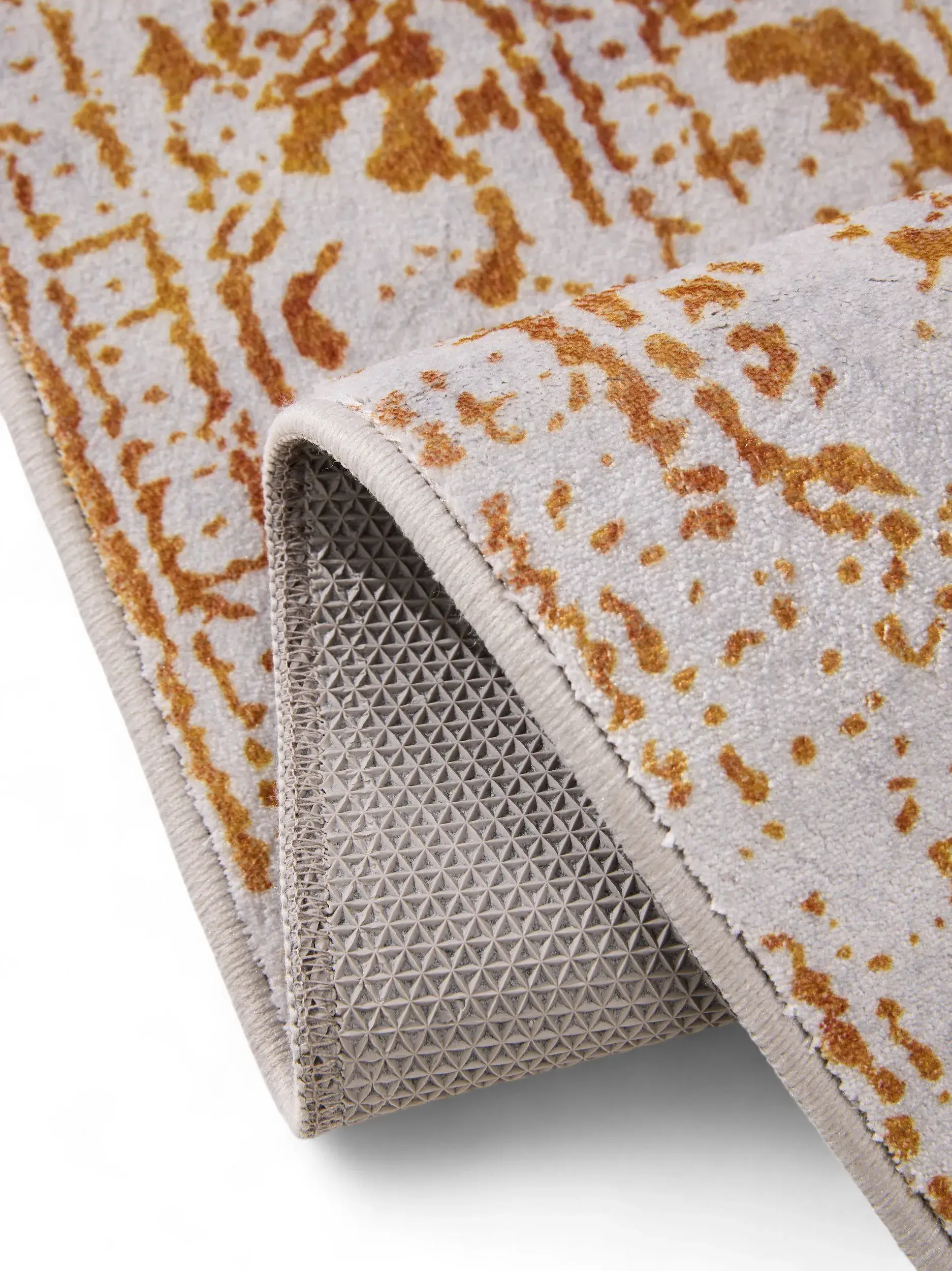 Rug made of 100% Polyester in Grey with a 100% Polyester high pile by benuta Nest