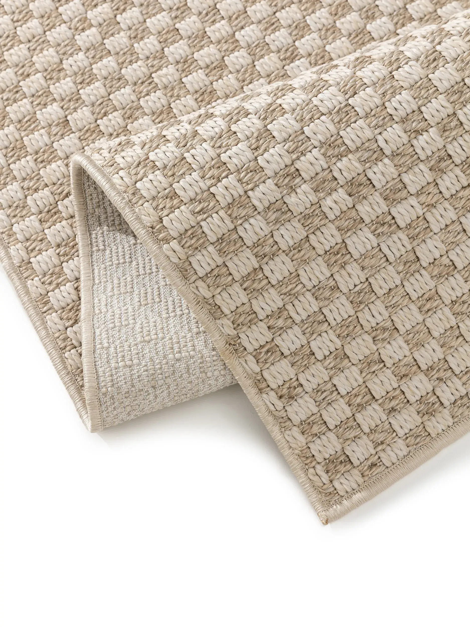 Teppich aus 100% Polypropylen in Beige mit 100% Polypropylen hohem Flor von benuta Pop