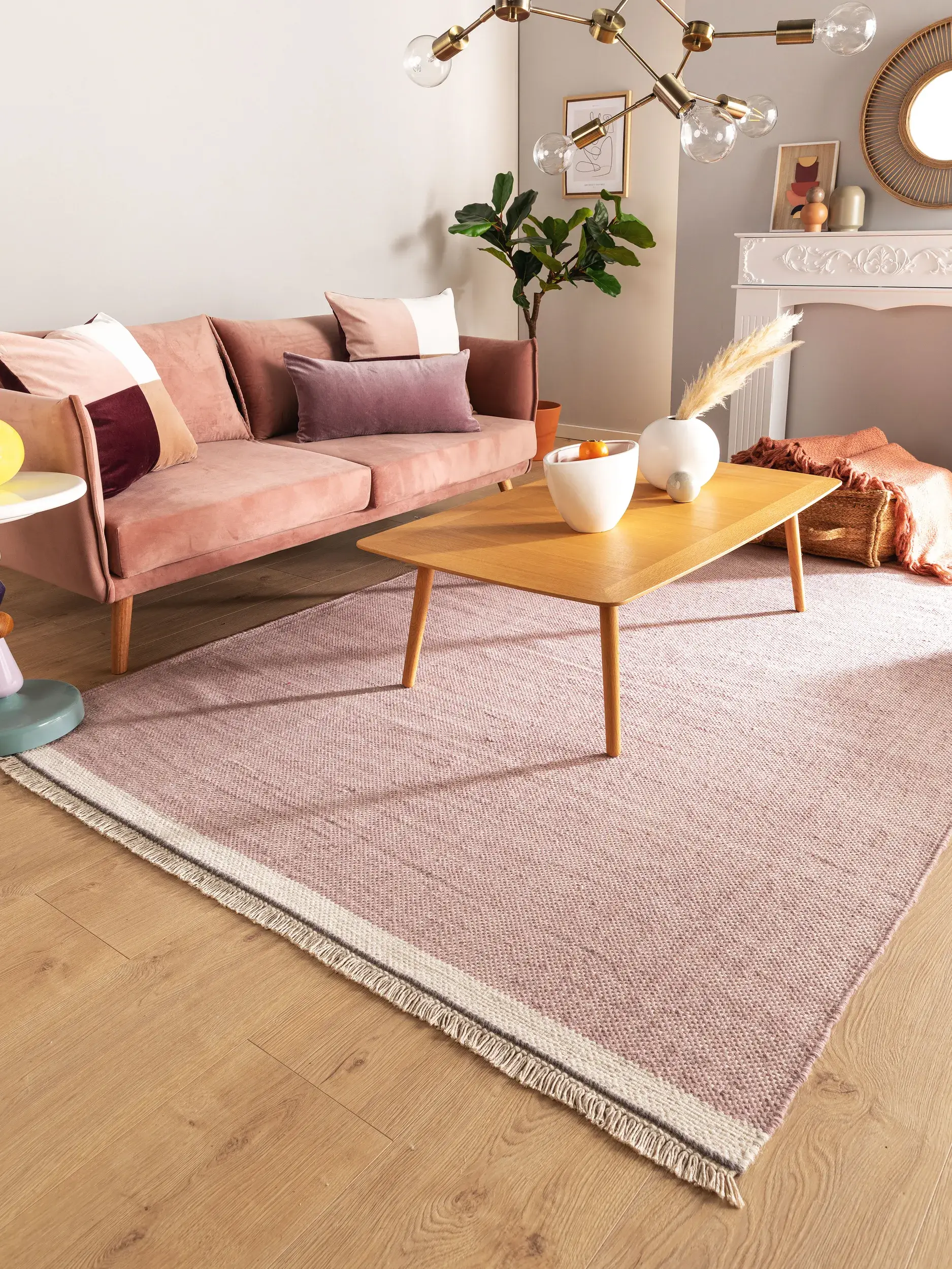 Matto 60% Wolle, 40% Baumwollea värissä Rosa 60% Wolle, 40% Baumwolle korkealla nukalla merkiltä benuta Pop