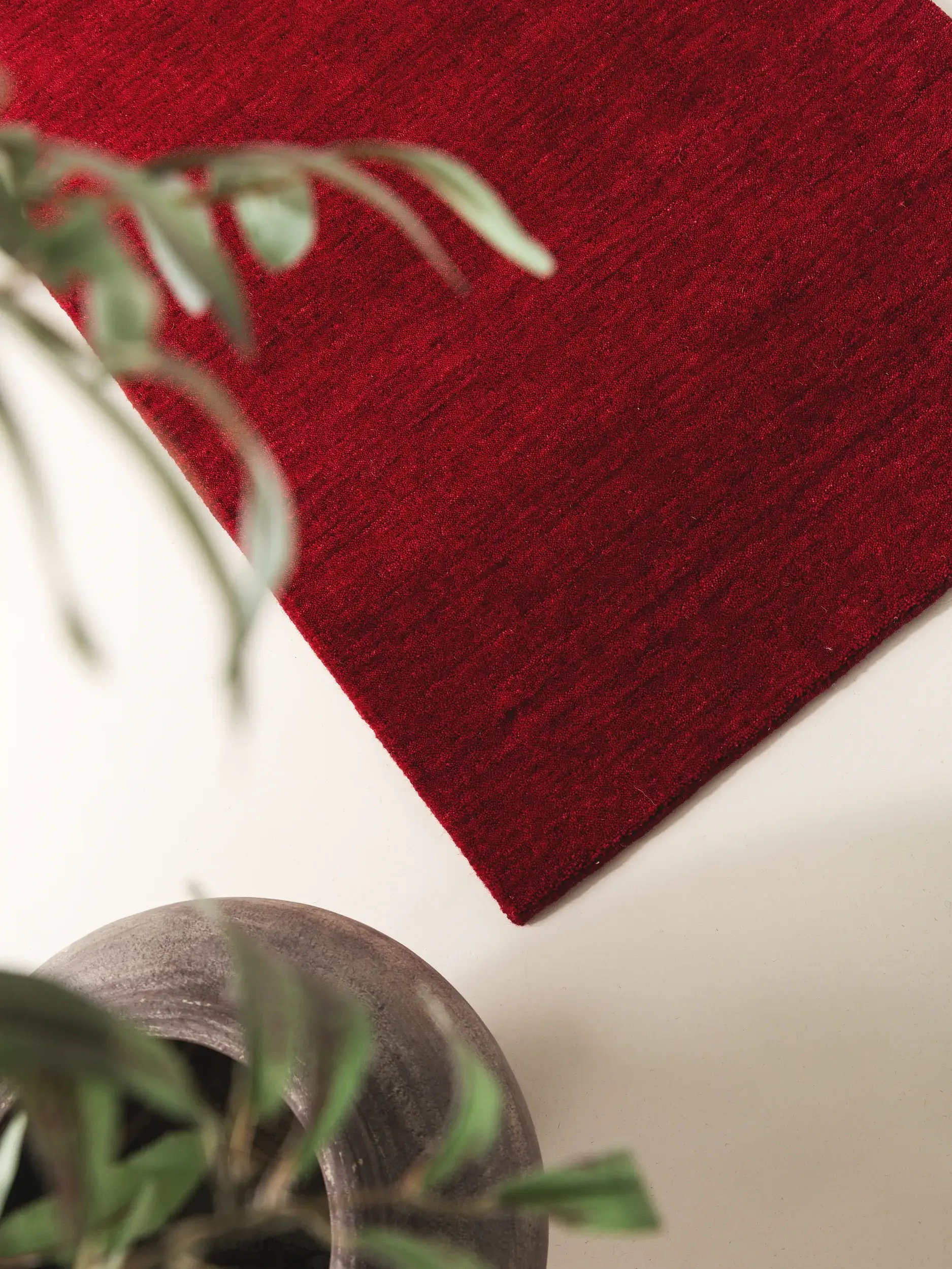 Tapete de 100% Wolle em Rot com pelo de 100% Wolle de altura da benuta Nest