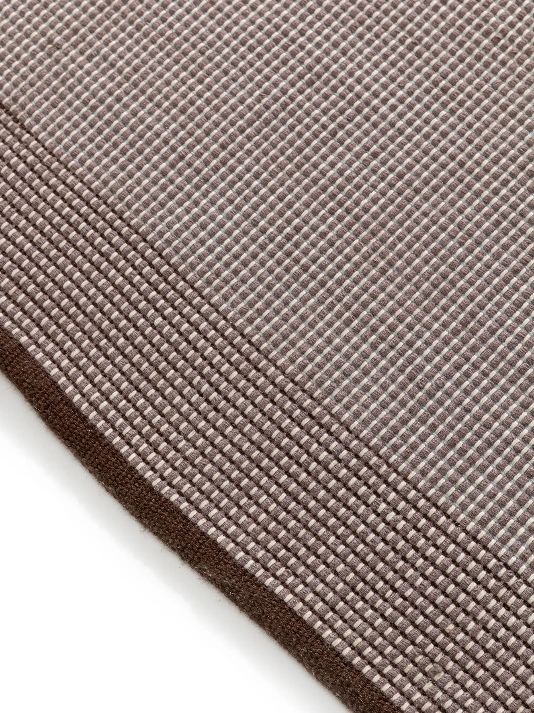 Rug made of 100% Polyester (recyceltes PET) in Beige with a 100% Polyester (recyceltes PET) high pile by benuta Pure