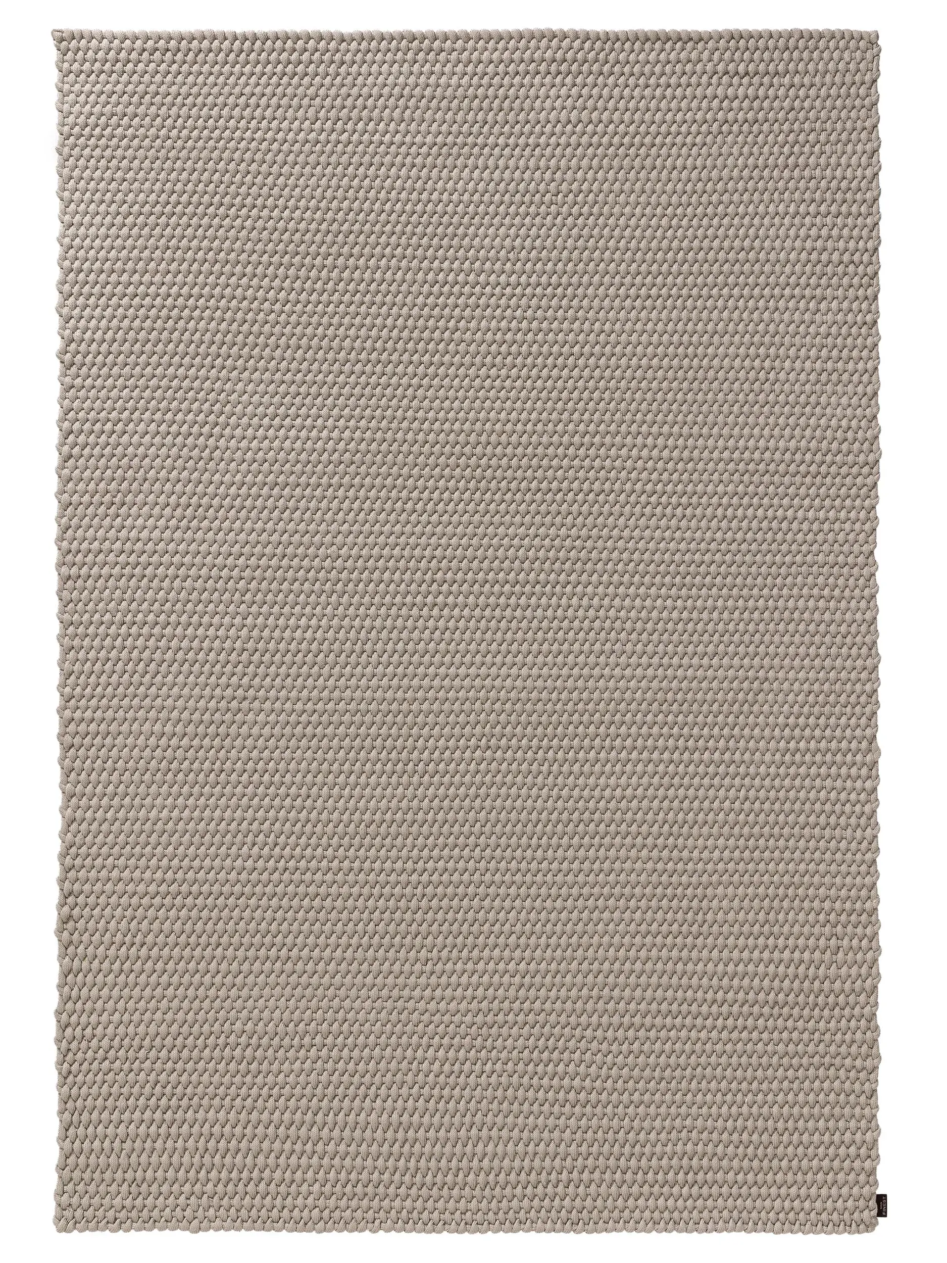 Matto 100% Polyester (recyceltes PET)a värissä Grau 100% Polyester (recyceltes PET) korkealla nukalla merkiltä benuta Finest