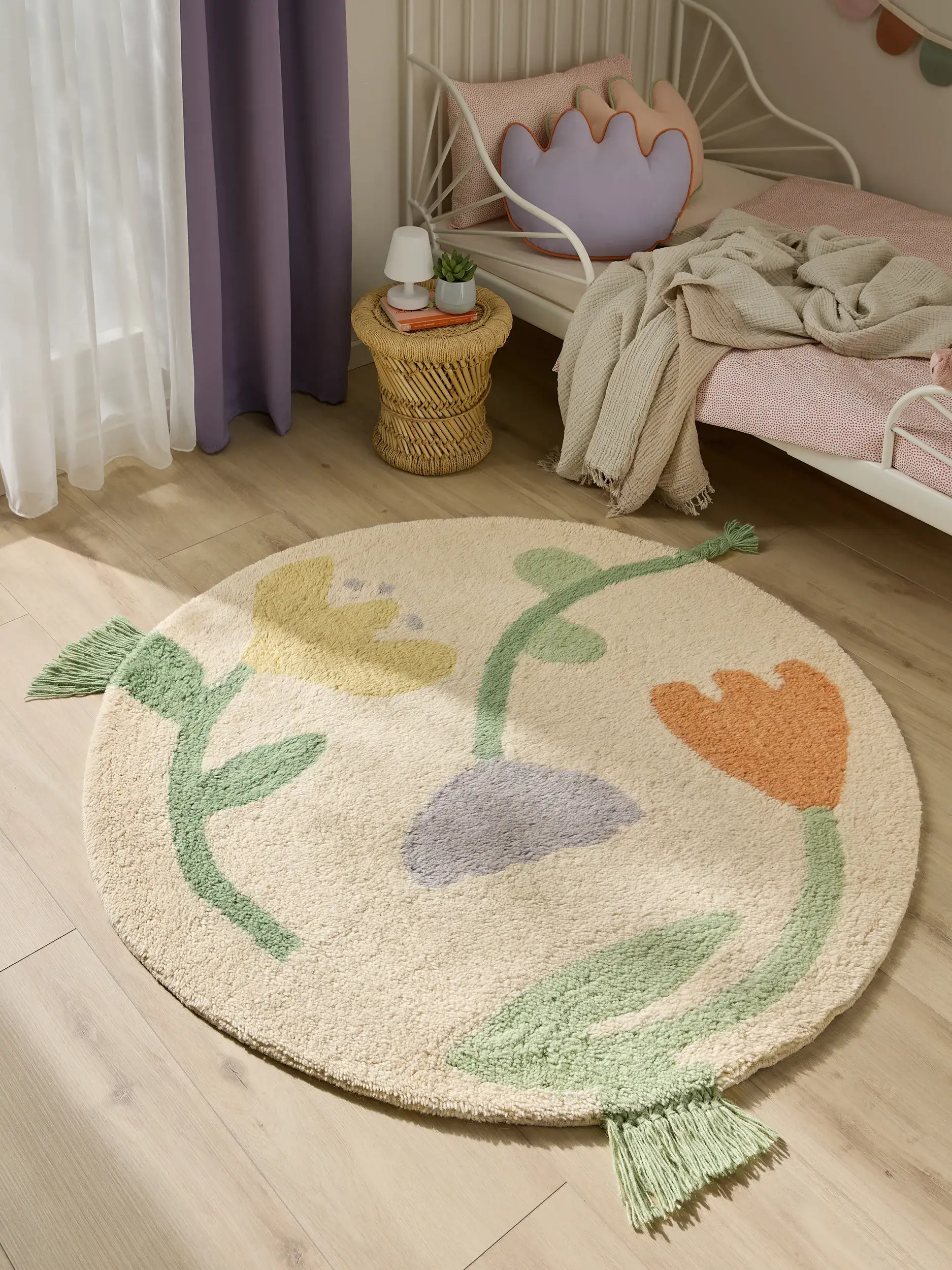 Teppich Fleur aus 100% Ull in Flerfärgad von Lytte