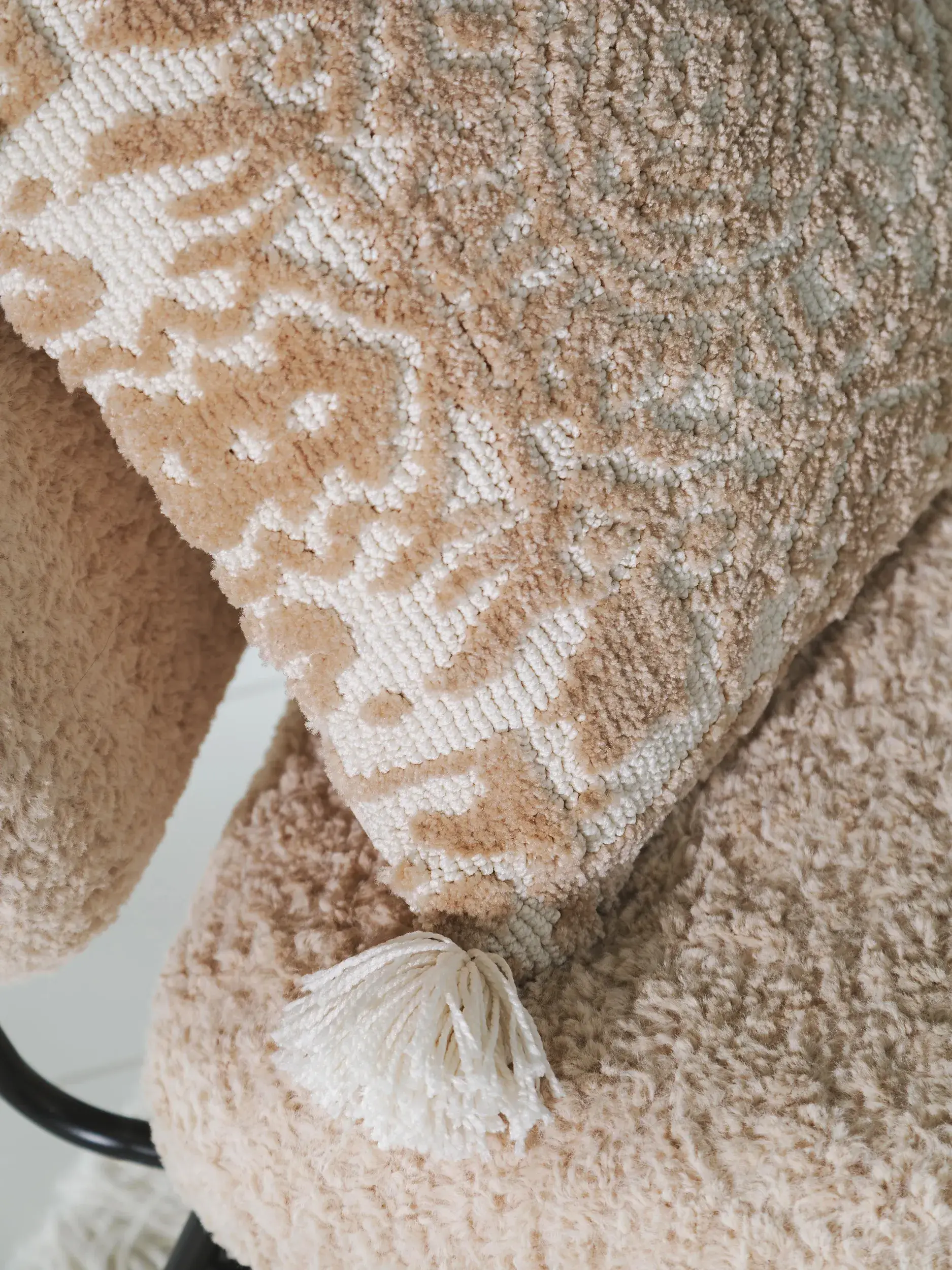 Kissenbezug Elias Beige im Design MitFransen aus 60% Polyester, 40% Baumwolle von benuta Nest