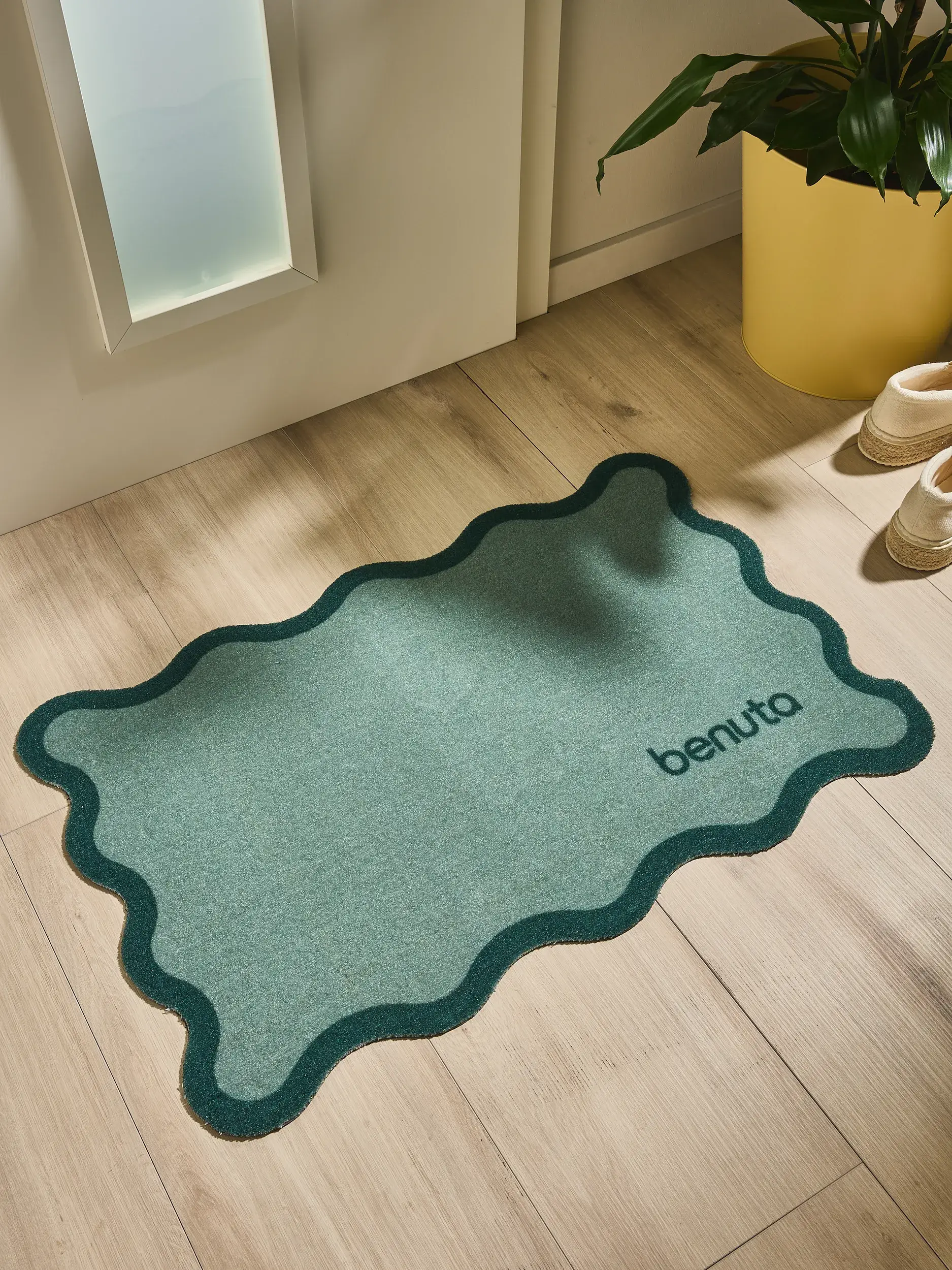 Wycieraczka Curl zielony im Design Obramowanie aus 100% Poliester (PET recyklingowany) von benuta