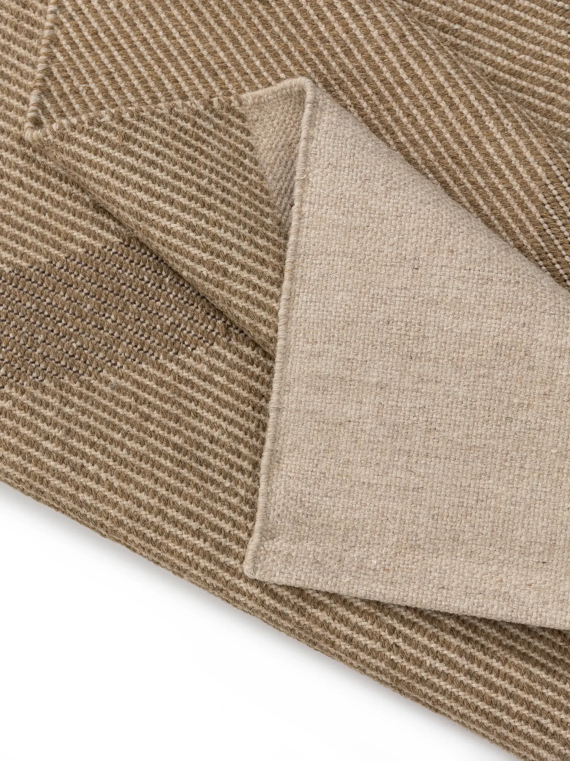 Rug Harper made of 70% Wool, 30% Cotton in Beige by benuta Pure