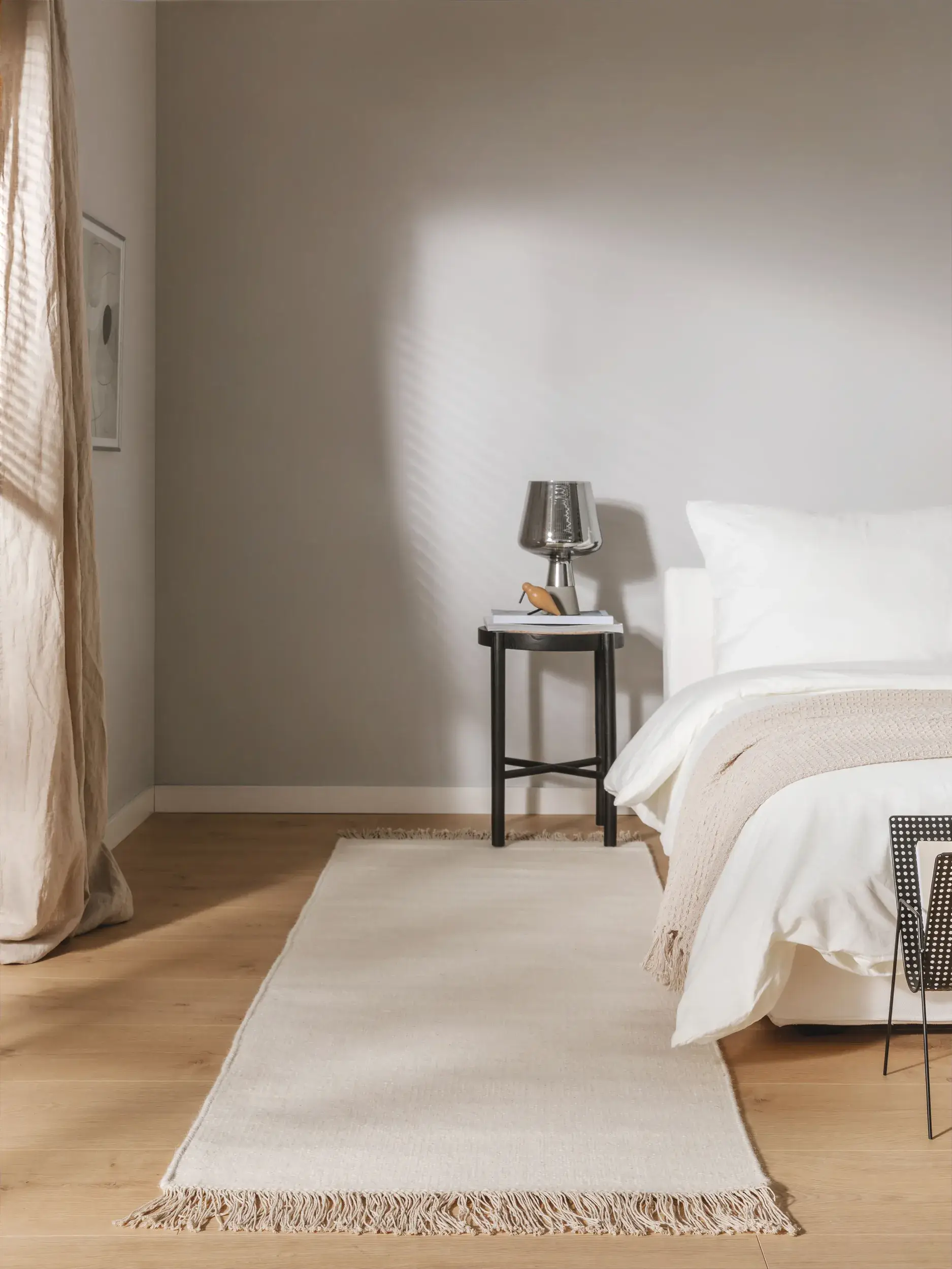 Rug made of 80% Wolle, 20% Baumwolle in Beige with a 80% Wolle, 20% Baumwolle high pile by benuta Pop