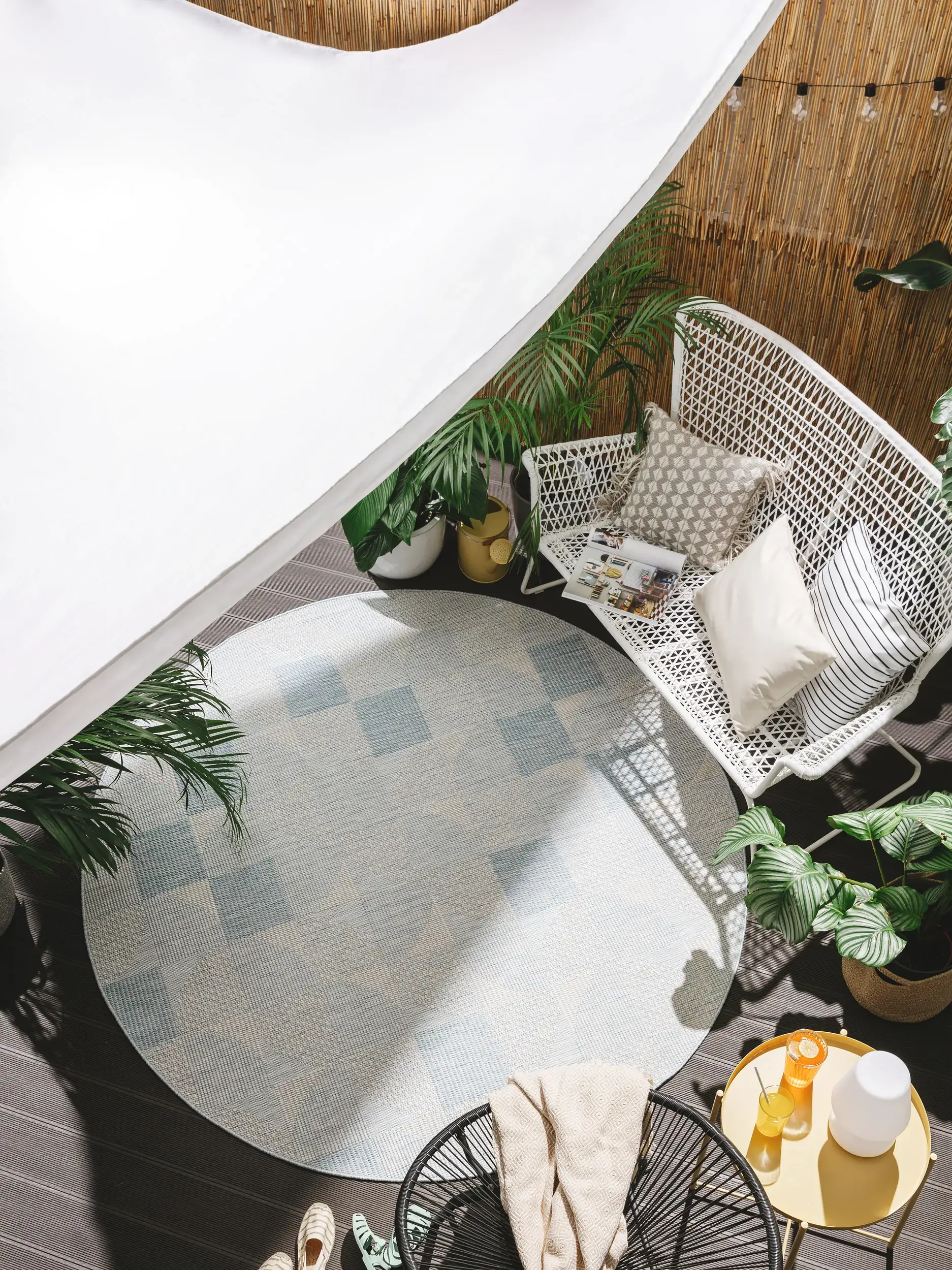 Rug made of 100% Polypropylen in Blue with a 100% Polypropylen high pile by benuta Nest