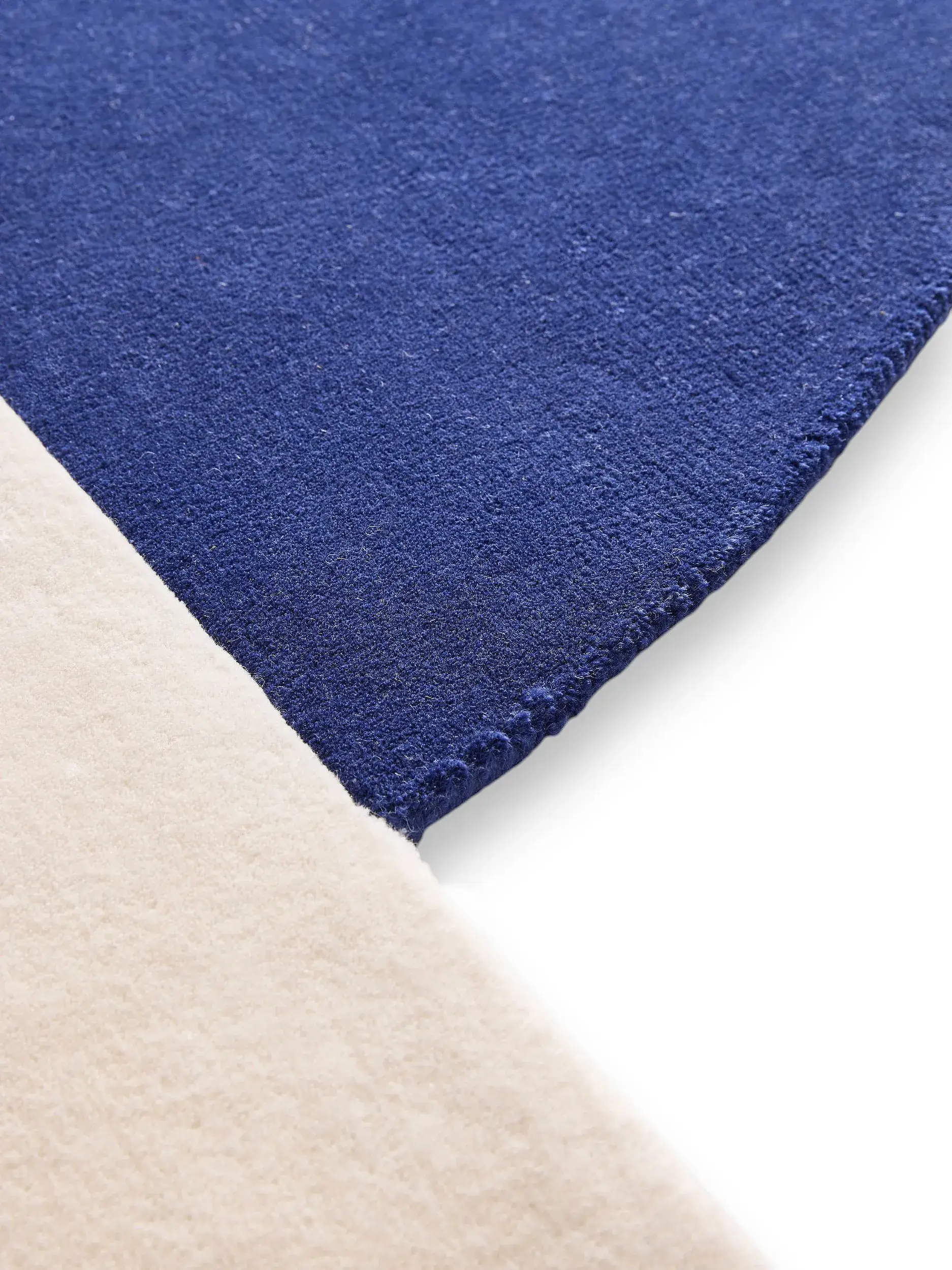 Teppich aus 97% Wool, 3% Lyocell (TENCEL™) in Multicolor mit 97% Wool, 3% Lyocell (TENCEL™) hohem Flor von benuta Finest