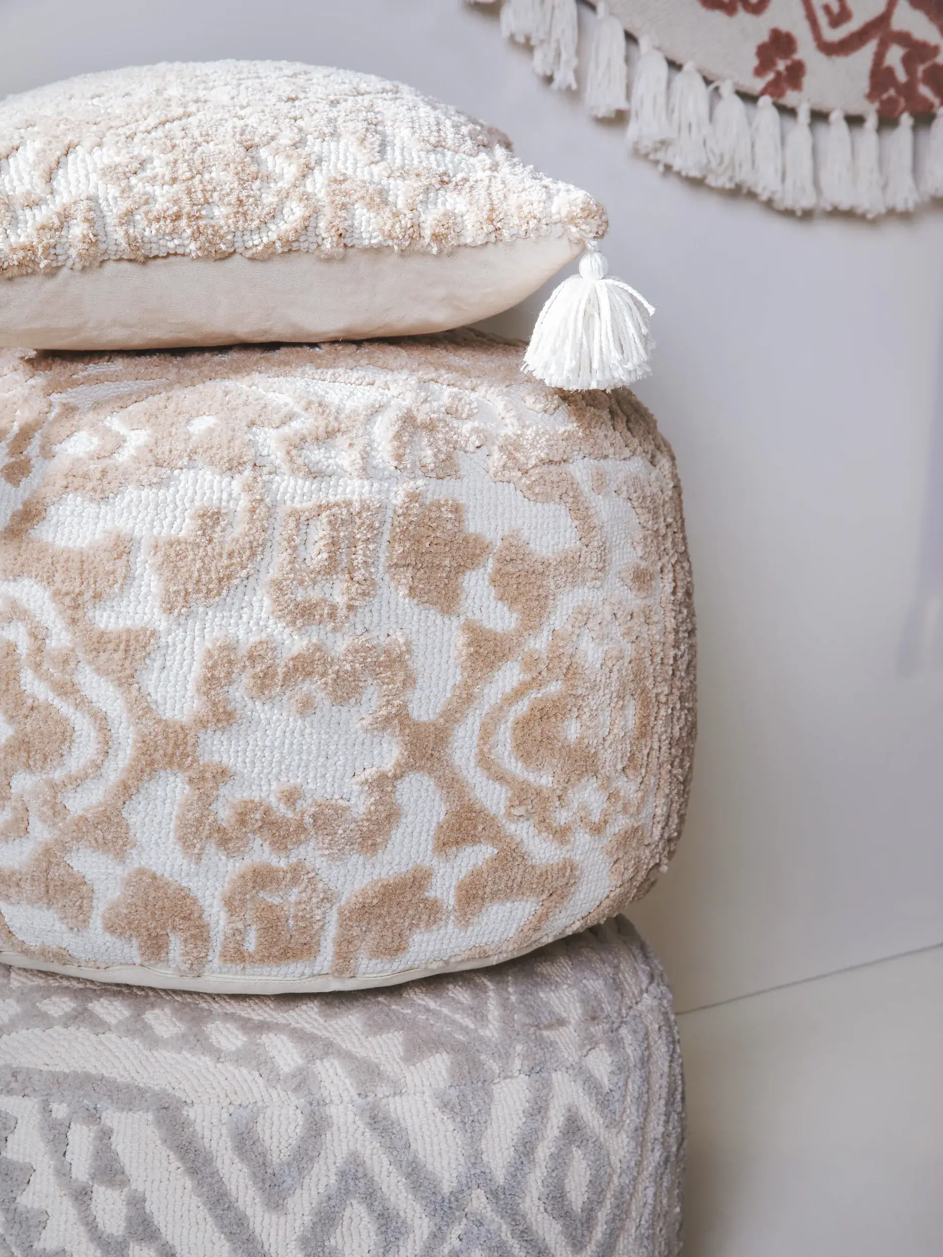 Kissenbezug Elias Beige im Design MitFransen aus 60% Polyester, 40% Baumwolle von benuta Nest