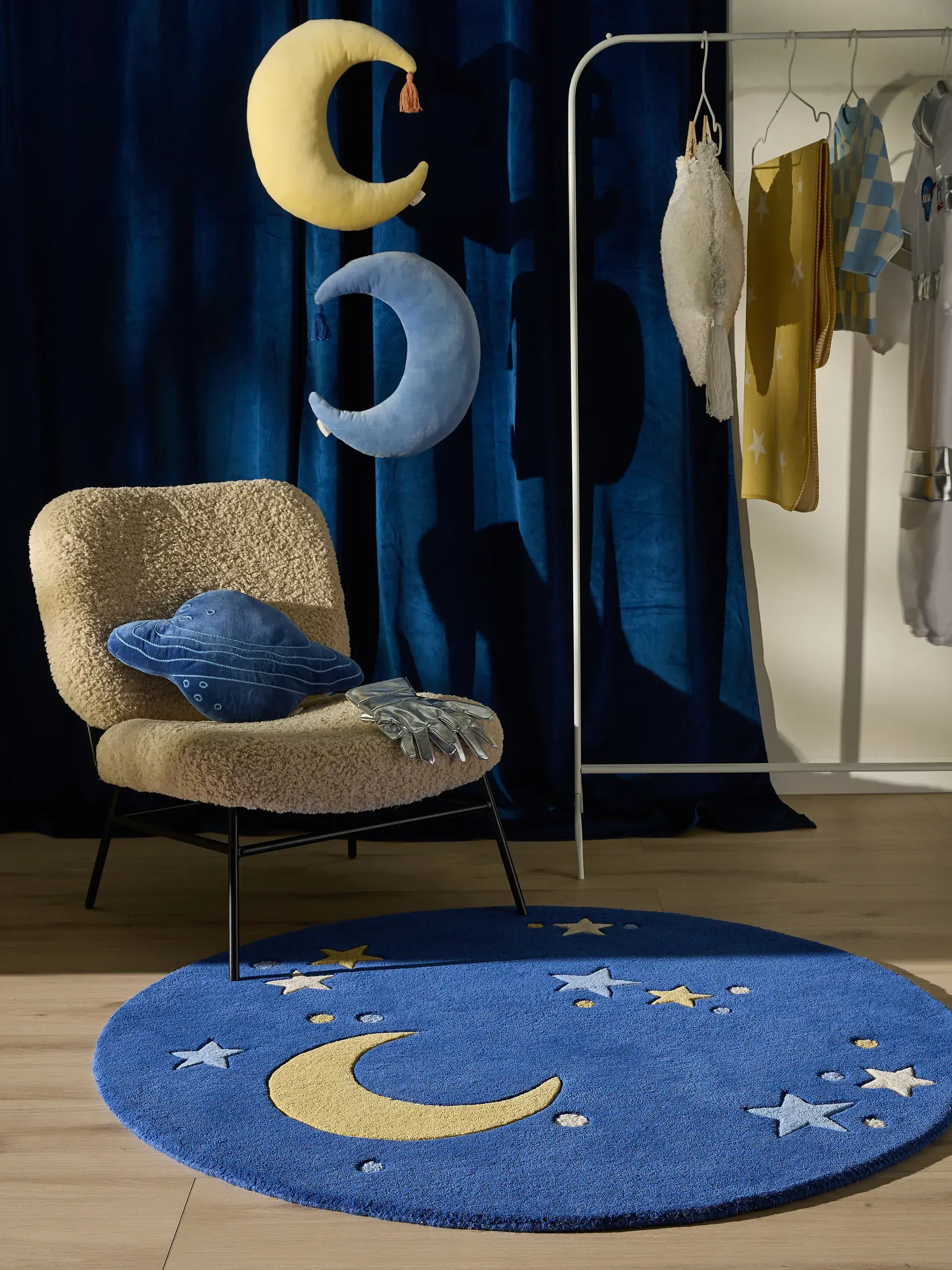 Teppich aus 100% Wolle in Blau mit 100% Wolle hohem Flor von Lytte