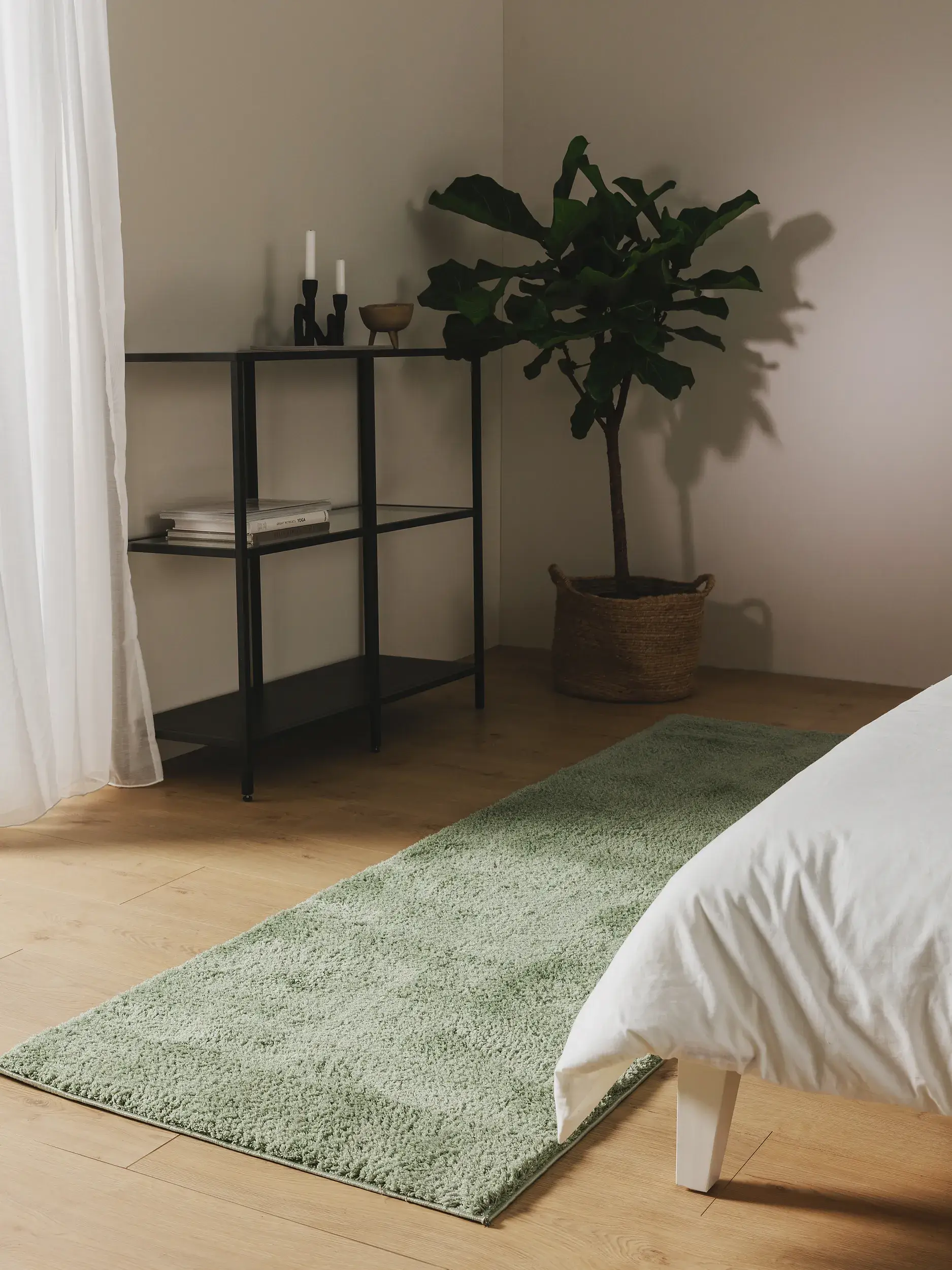Teppich aus 100% Polyester (Microfiber) in Grün mit 100% Polyester (Microfiber) hohem Flor von benuta Nest