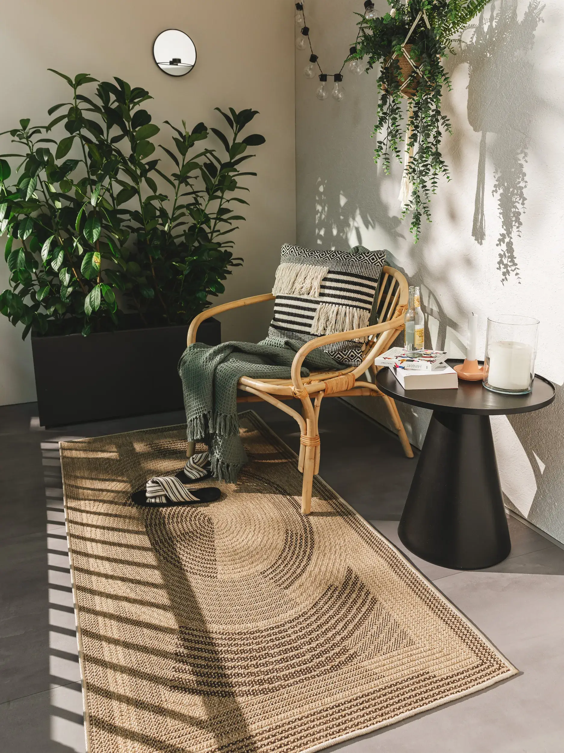 Teppich aus 100% Polypropylen in Beige mit 100% Polypropylen hohem Flor von benuta Pop