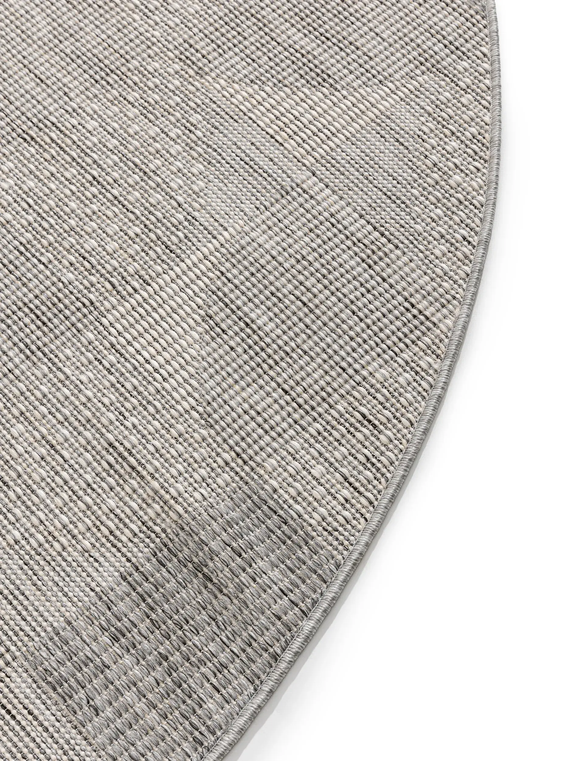 Rug made of 100% Polypropylen in Grey with a 100% Polypropylen high pile by benuta Nest