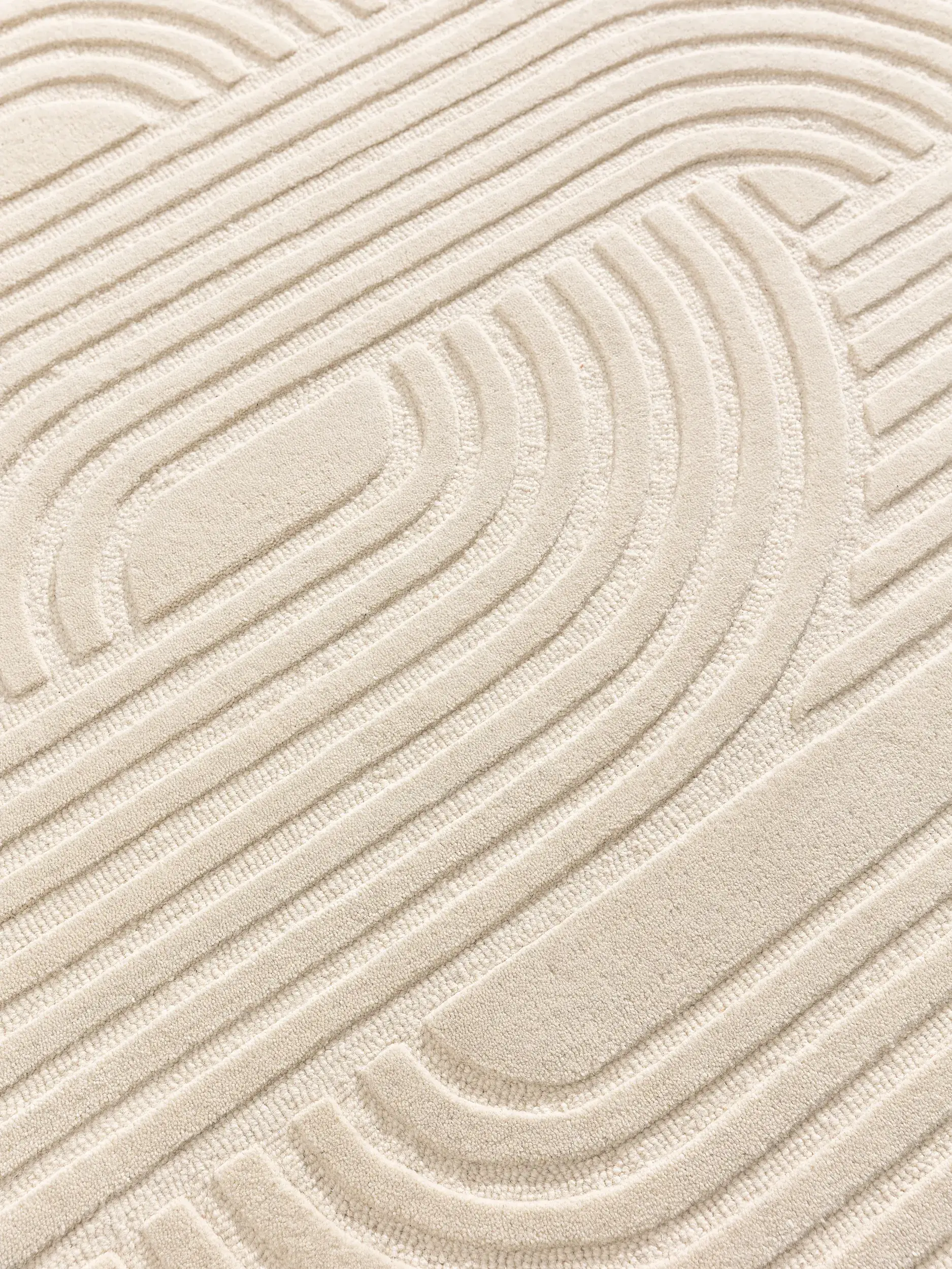 Teppich aus 80% Wolle, 20% Wolle (from New Zealand) in Beige mit 80% Wolle, 20% Wolle (from New Zealand) hohem Flor von benuta Pure
