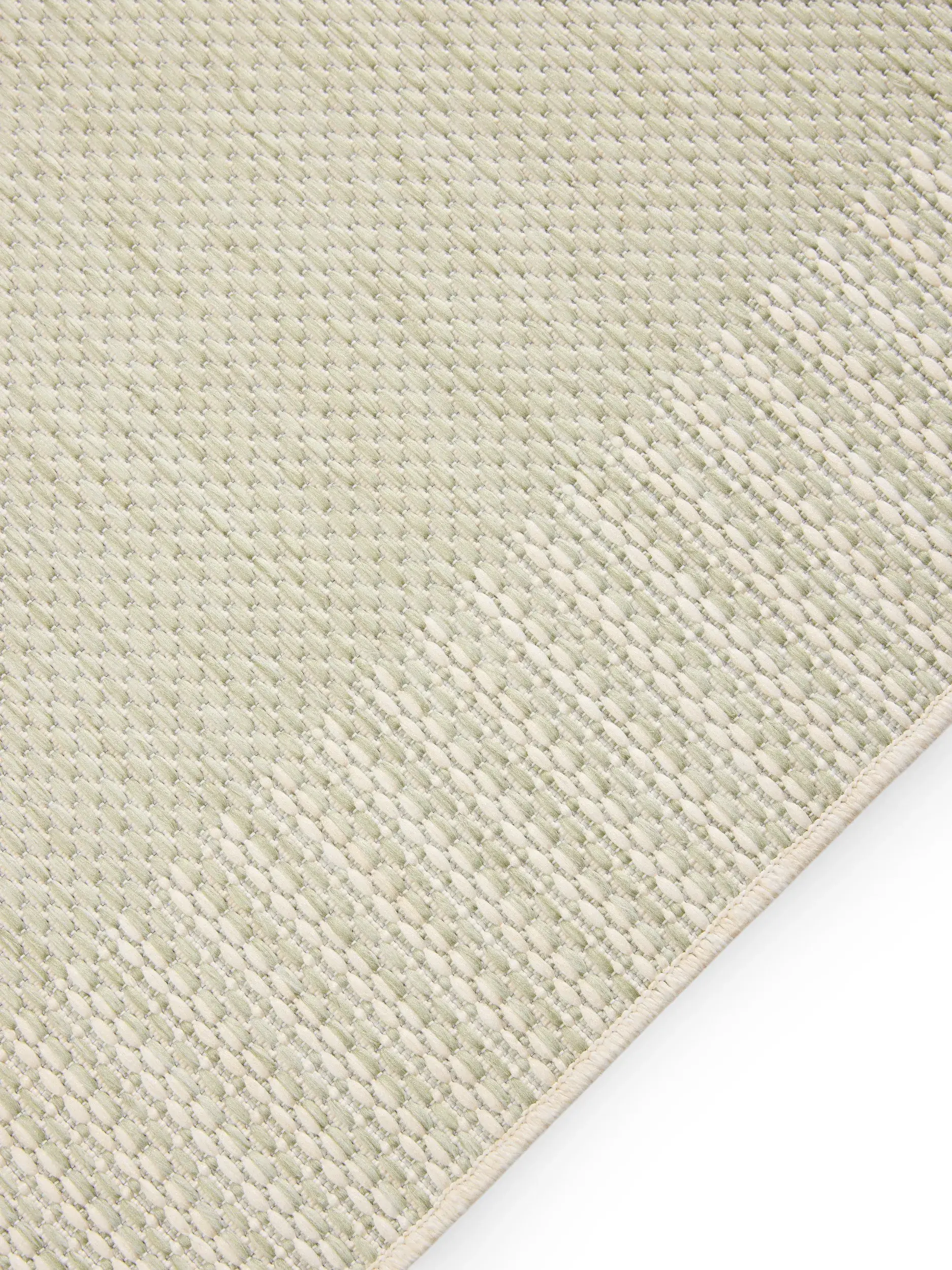 Teppich aus 100% Polypropylen in Grün mit 100% Polypropylen hohem Flor von benuta Nest