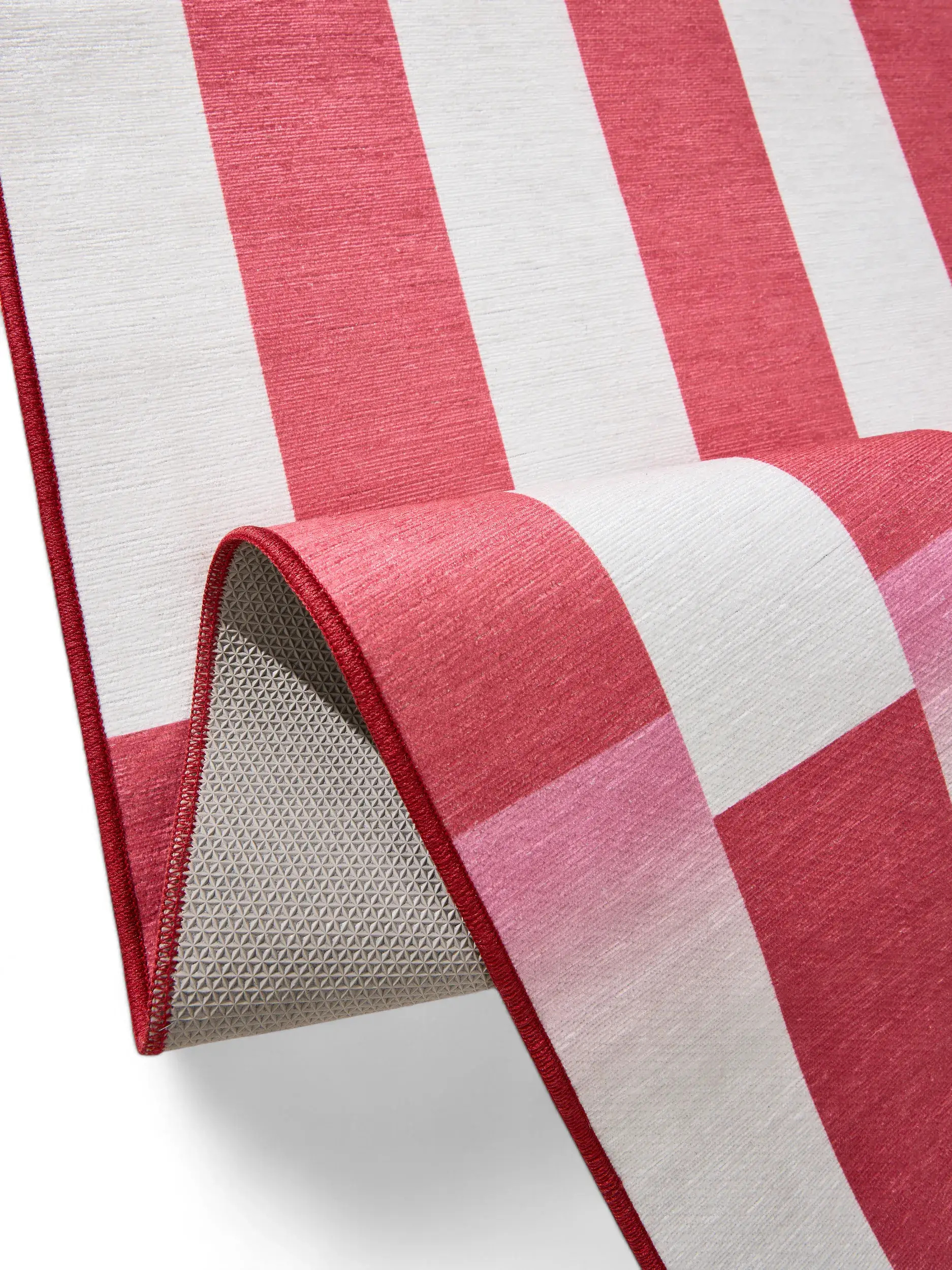 Teppe av 100% Polyester i Rot med 100% Polyester høy lugg fra benuta Pop
