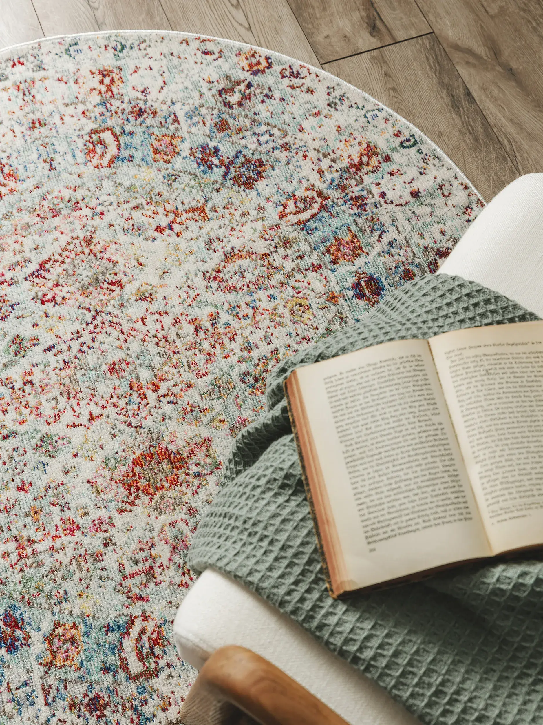 Rug made of 100% Polyester in Multicolour with a 100% Polyester high pile by benuta Nest
