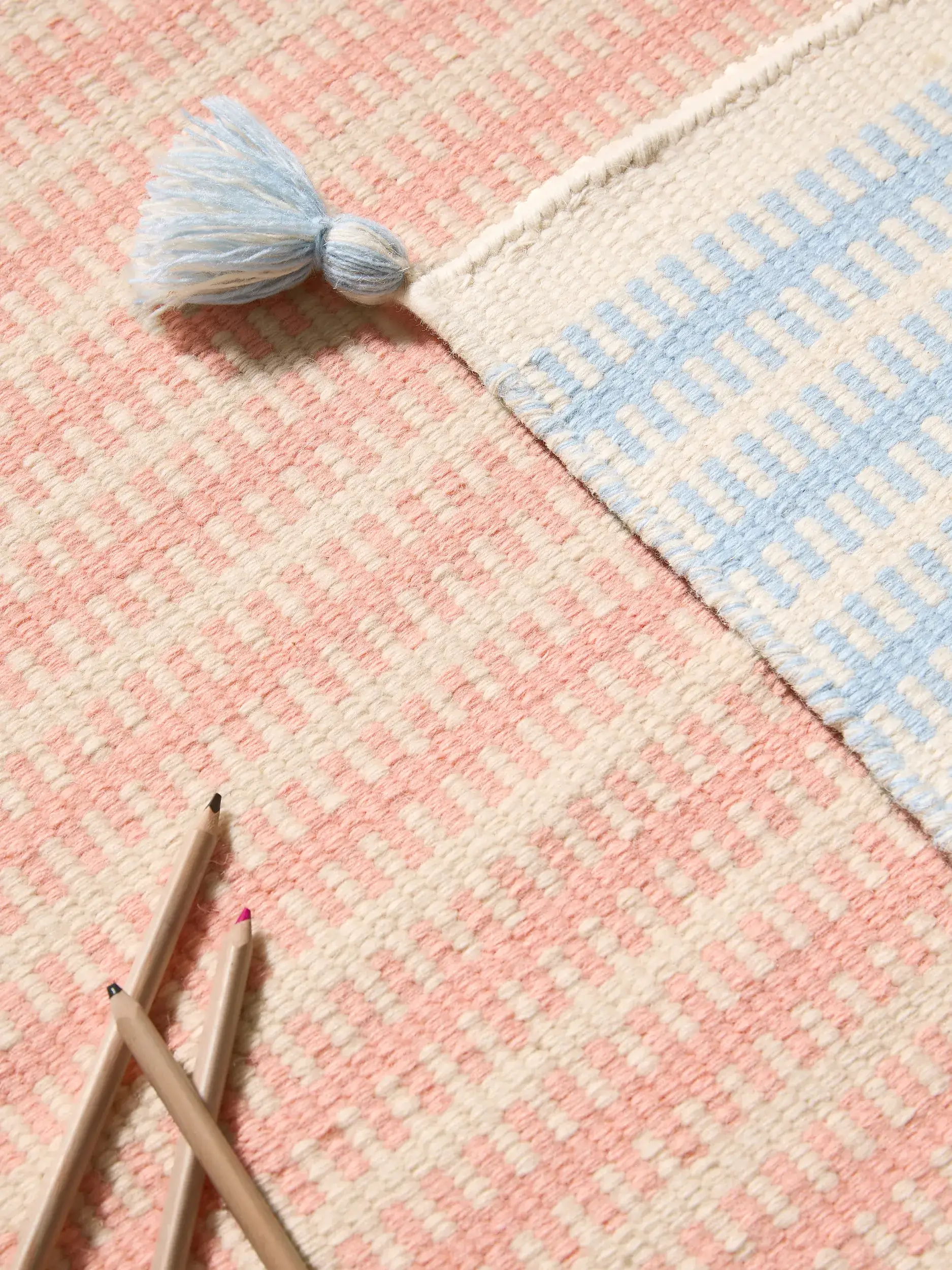 Teppich Lulu aus 100% Wolle in  von Lytte