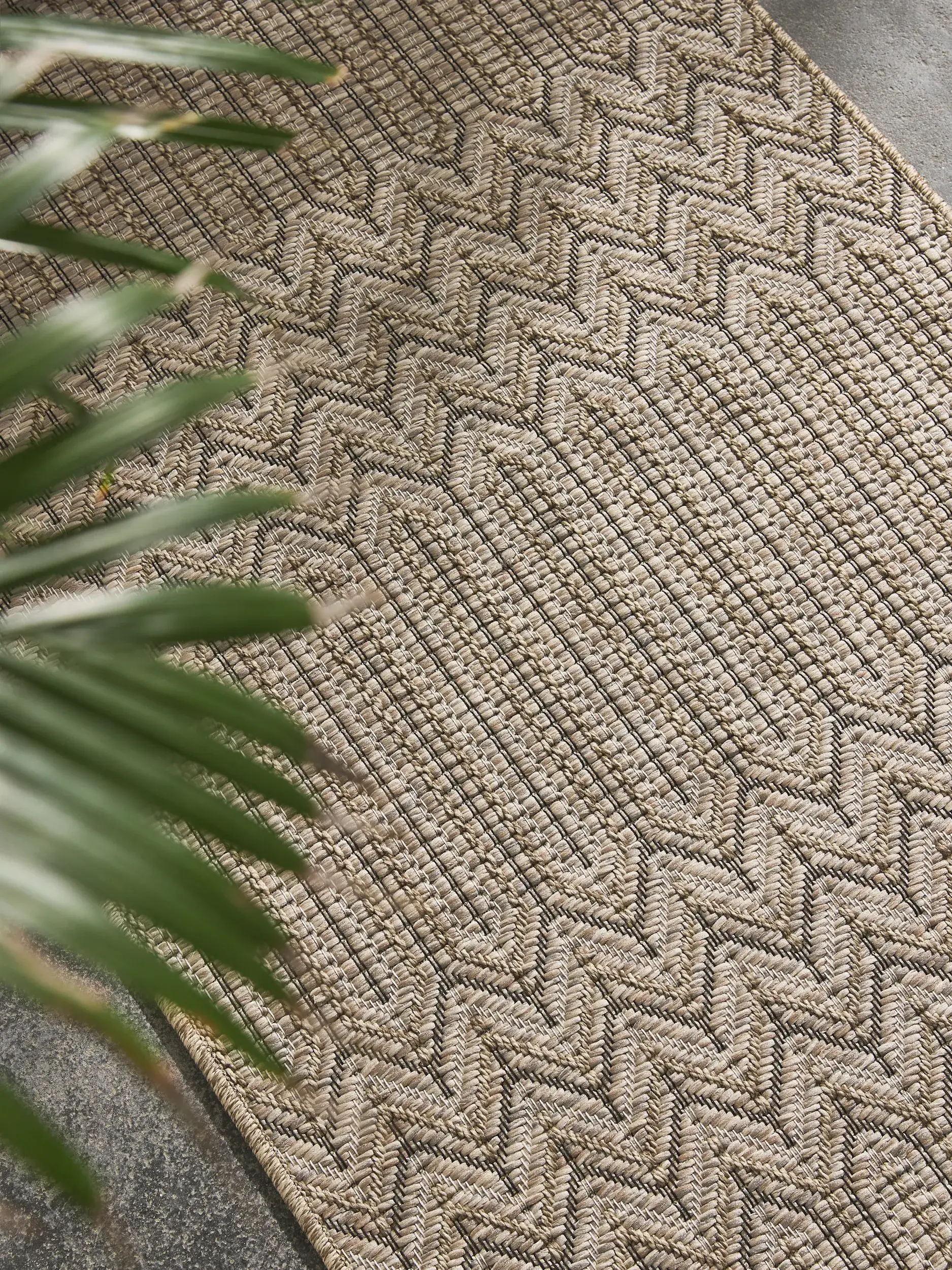 Rug made of 100% Polypropylen in Beige with a 100% Polypropylen high pile by benuta Nest