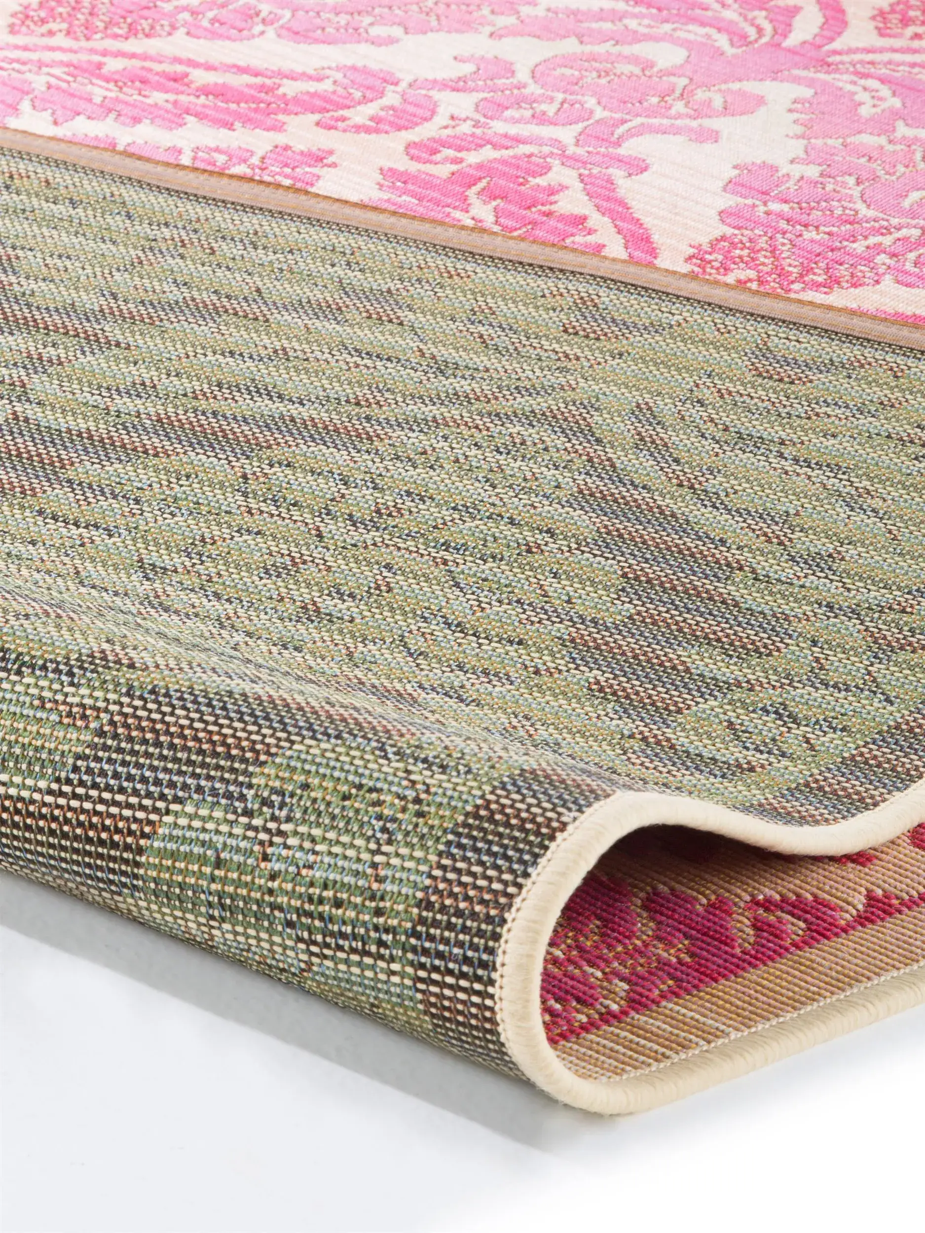 Rug made of 76% Polypropylen, 23% Polyester, 1% Latex in Pink with a 76% Polypropylen, 23% Polyester, 1% Latex high pile by benuta