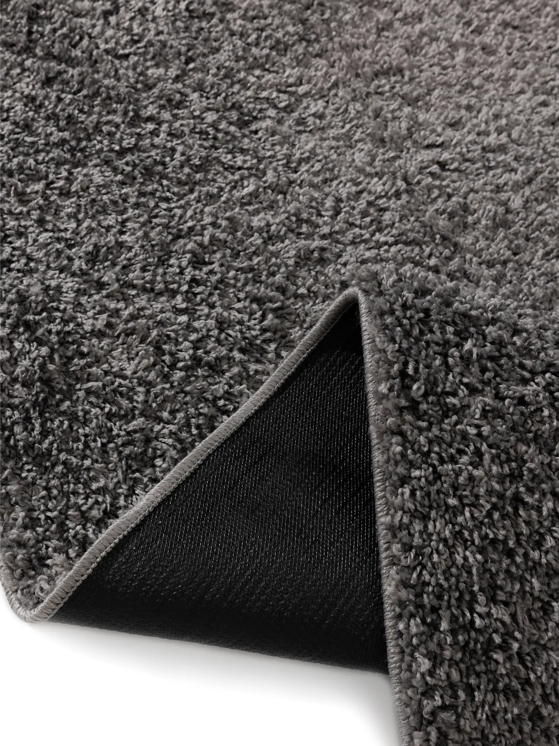 Rug made of 100% Polypropylen in Grey with a 100% Polypropylen high pile by benuta Basic