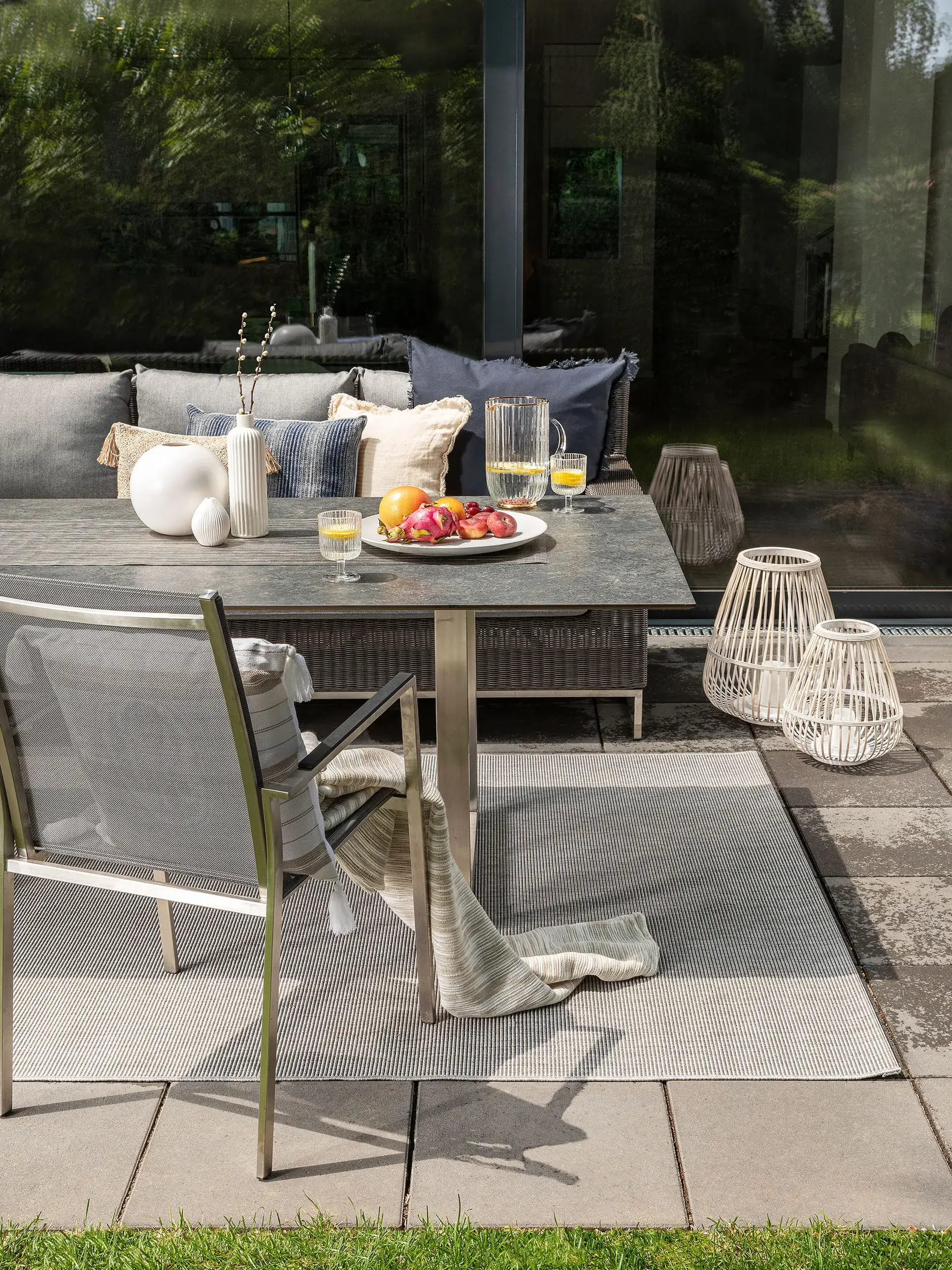 Rug made of 100% Polypropylen in Grau with a 100% Polypropylen high pile by benuta Nest