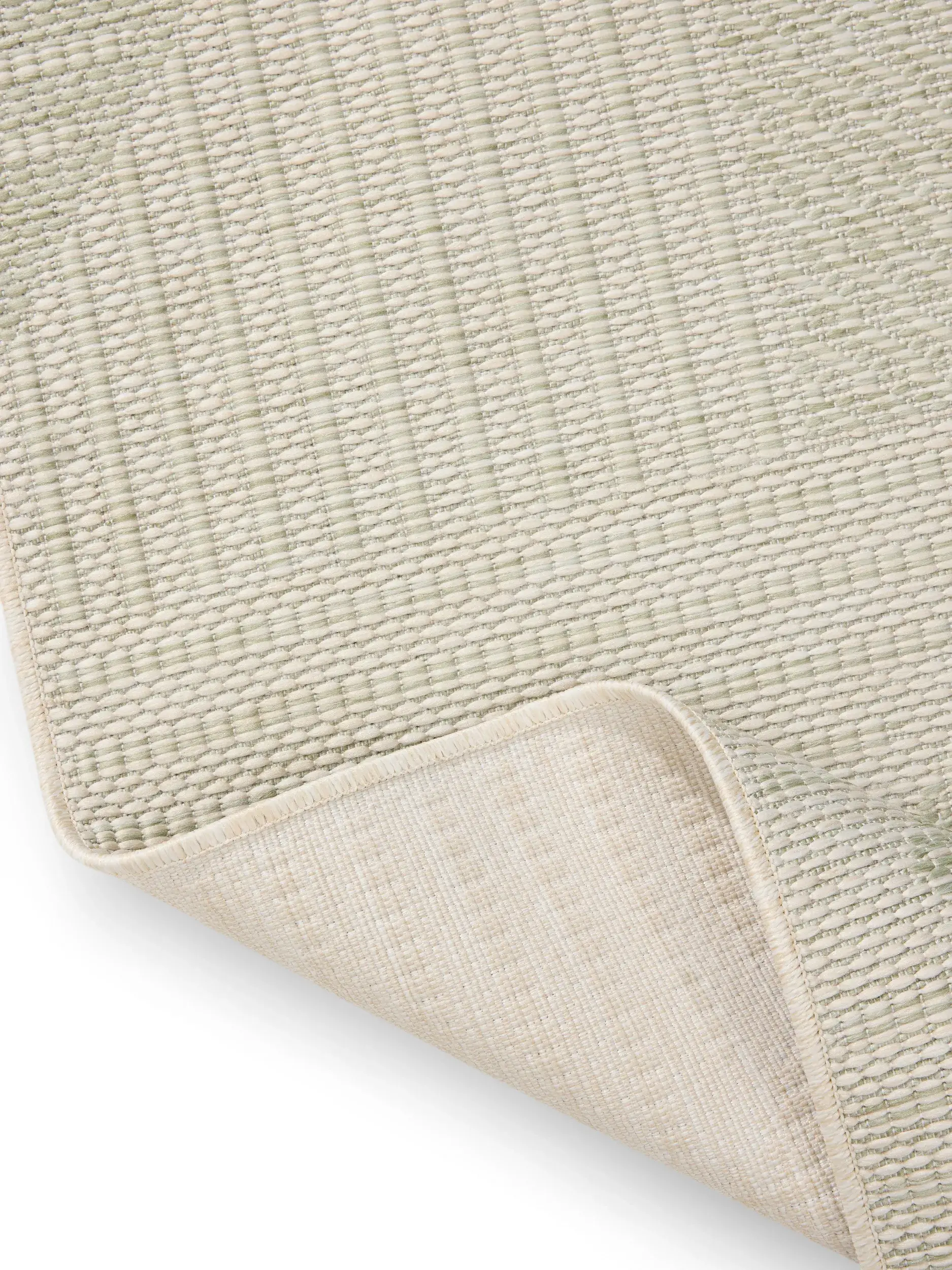 Rug made of 100% Polypropylen in Green with a 100% Polypropylen high pile by benuta Nest