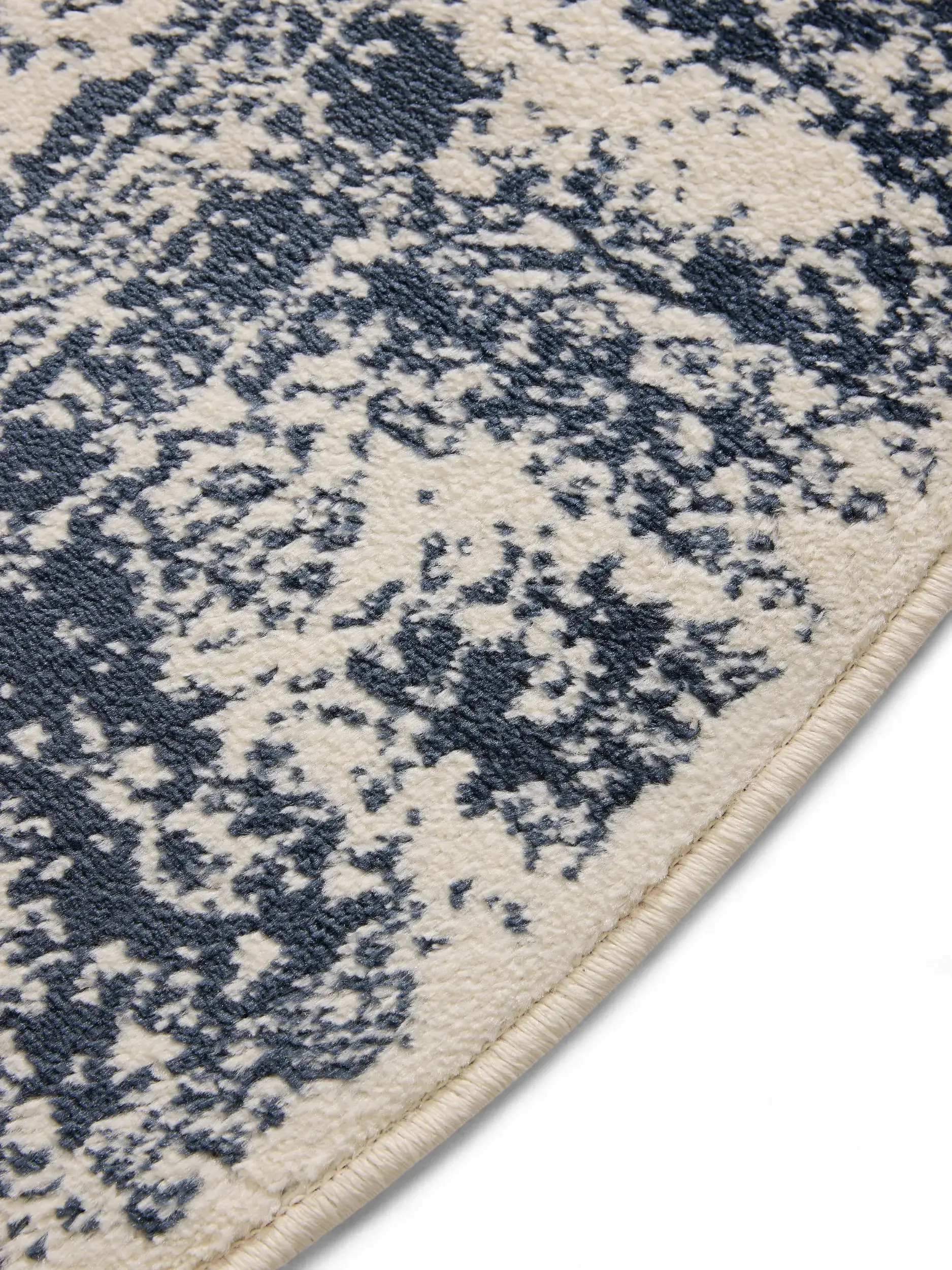 Rug made of 100% Polypropylen in Beige with a 100% Polypropylen high pile by benuta Basic