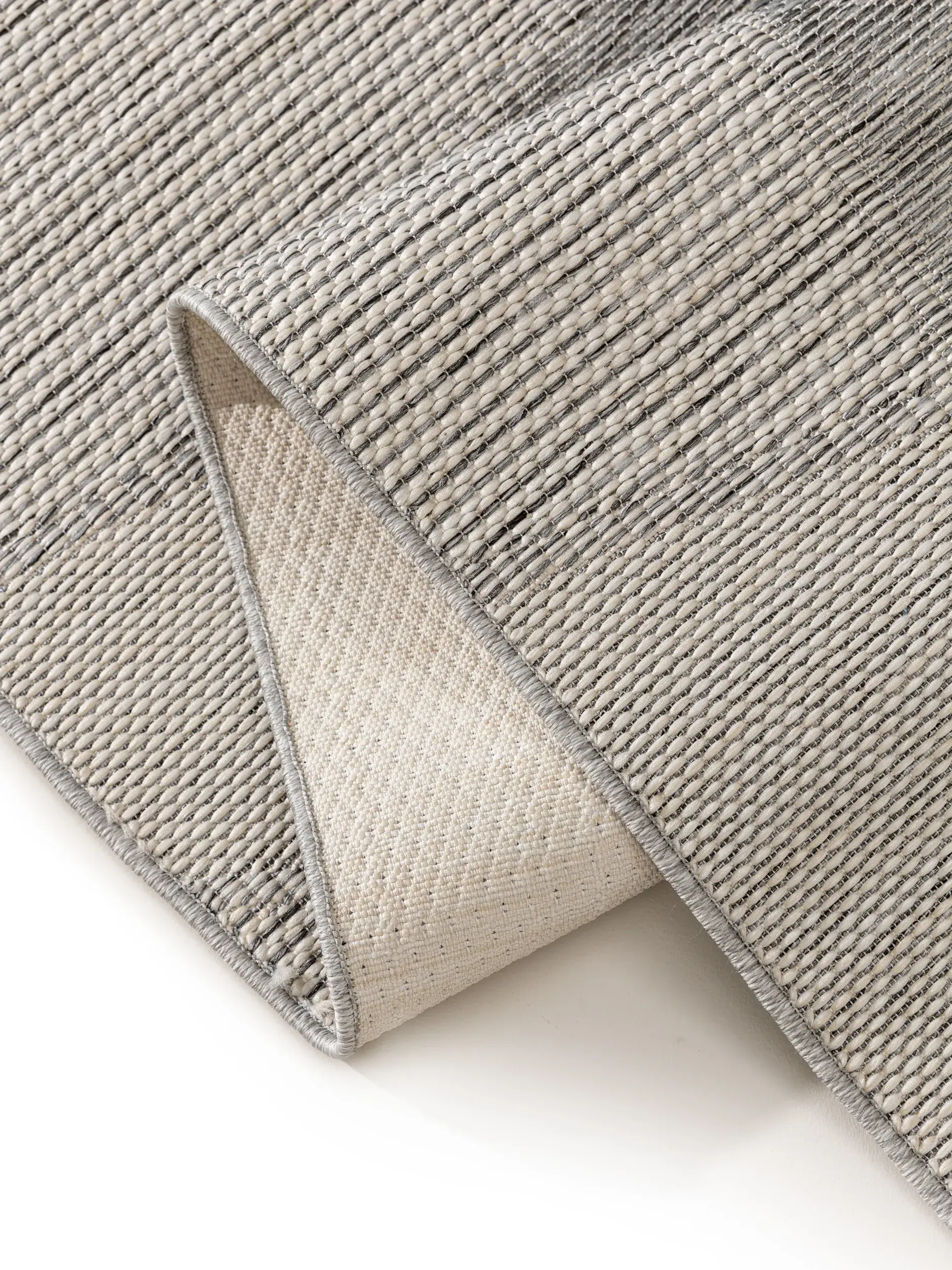 Rug made of 100% Polypropylen in Grey with a 100% Polypropylen high pile by benuta Nest