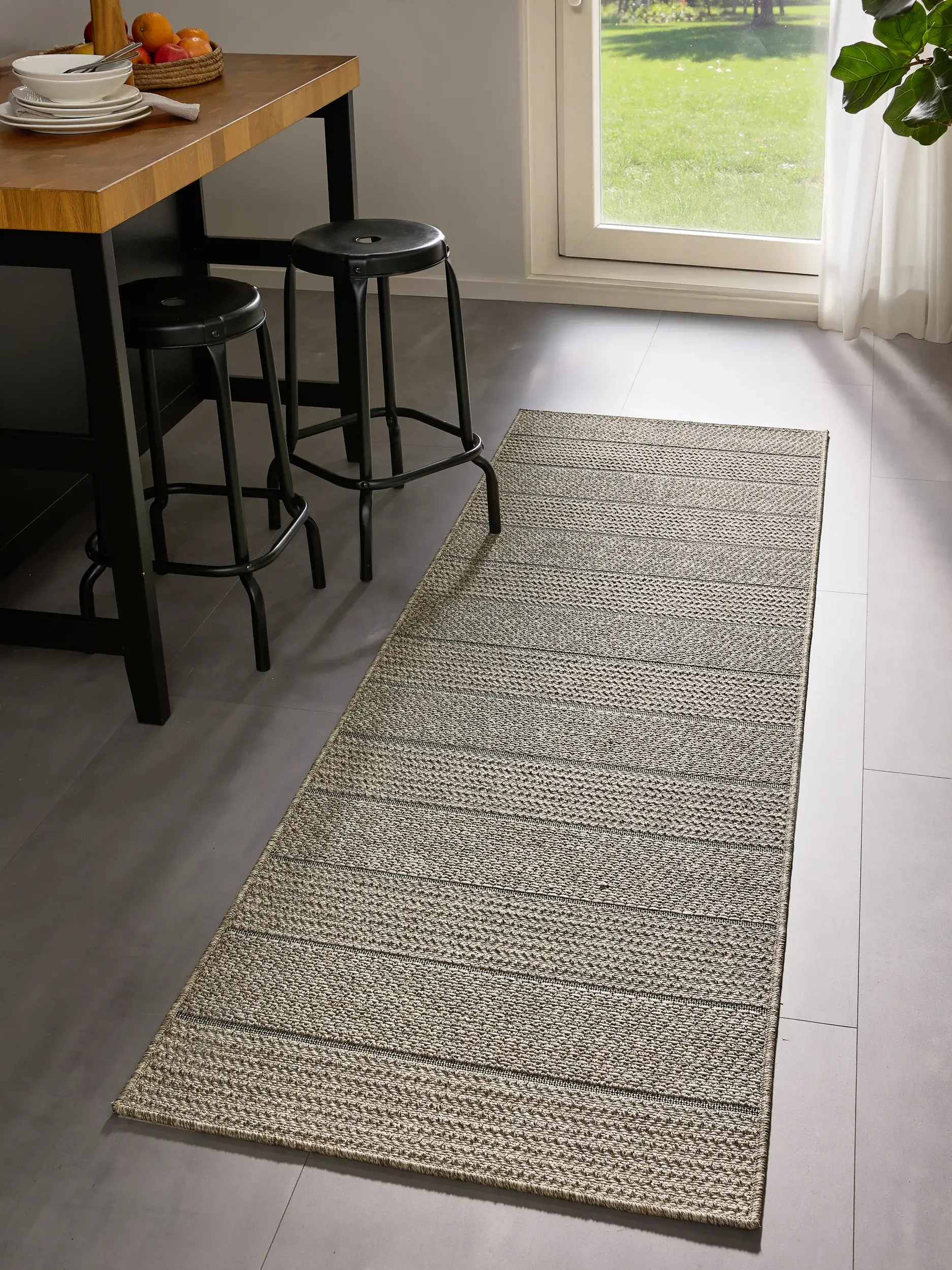 Teppich Naoto aus 100% Polypropylen in  von benuta Nest