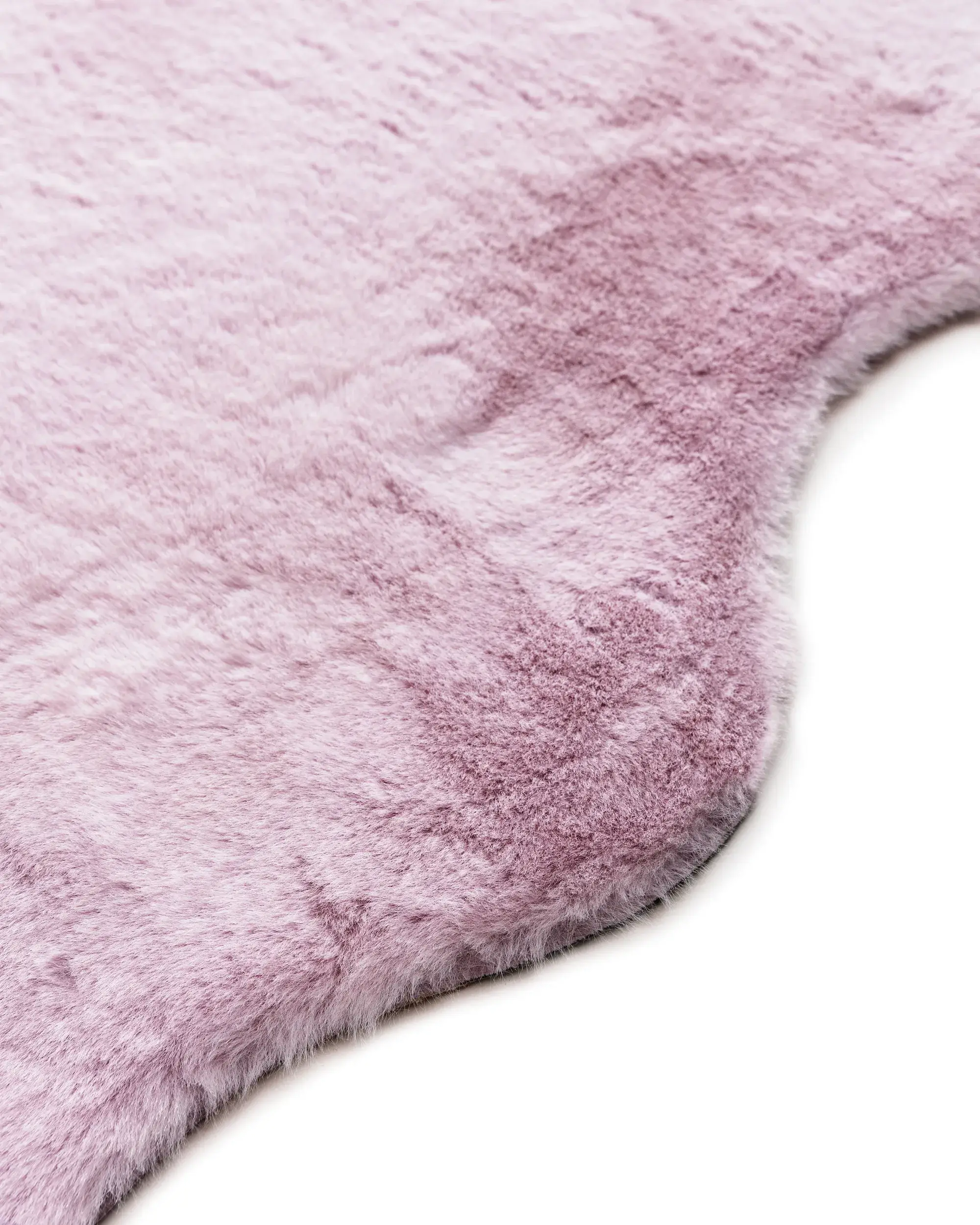 Teppich aus 100% Polyester in Lila mit 100% Polyester hohem Flor von benuta Pop