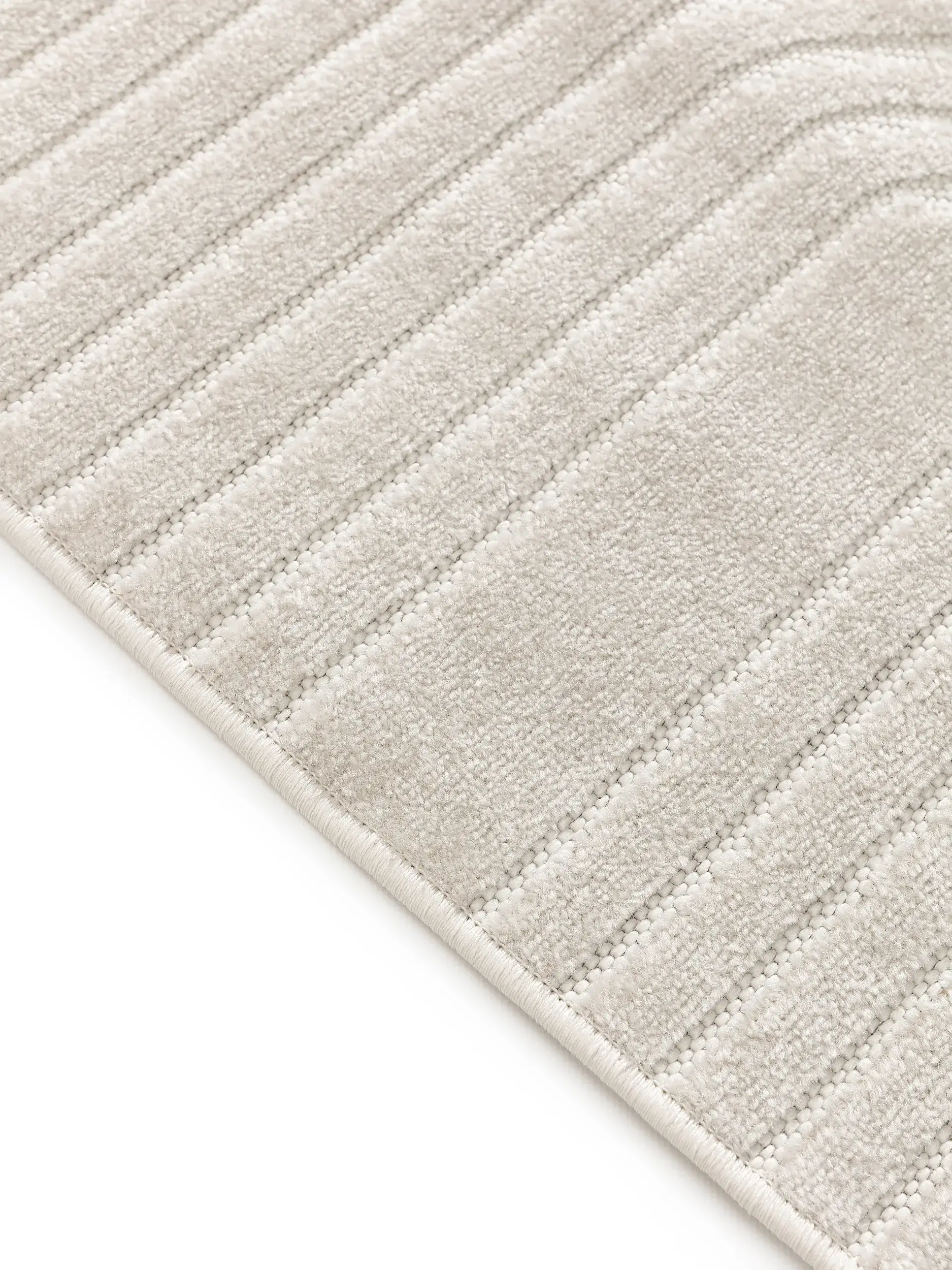 Teppich aus 100% Polypropylen in Beige mit 100% Polypropylen hohem Flor von benuta Pop