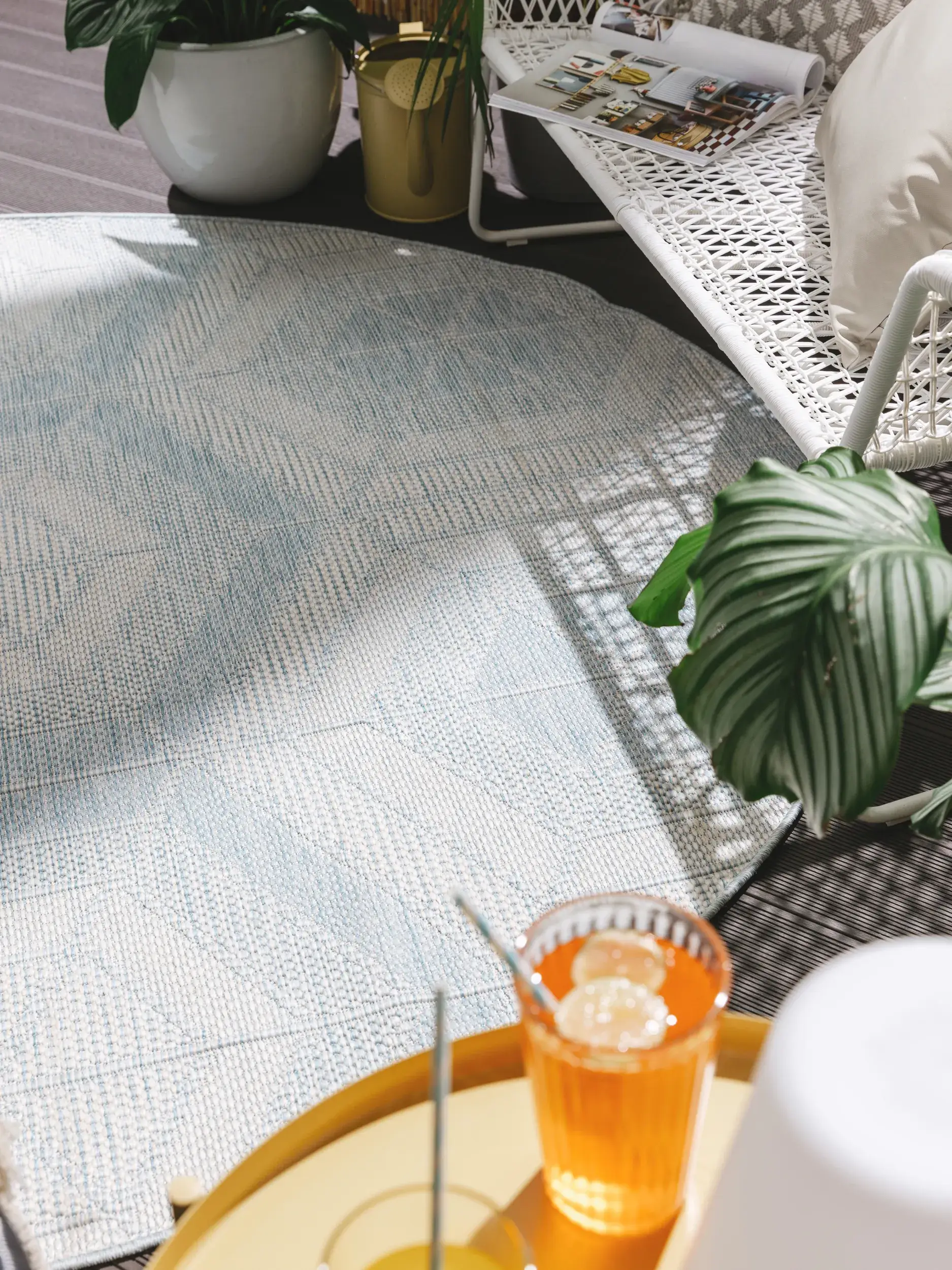 Rug made of 100% Polypropylen in Blue with a 100% Polypropylen high pile by benuta Nest