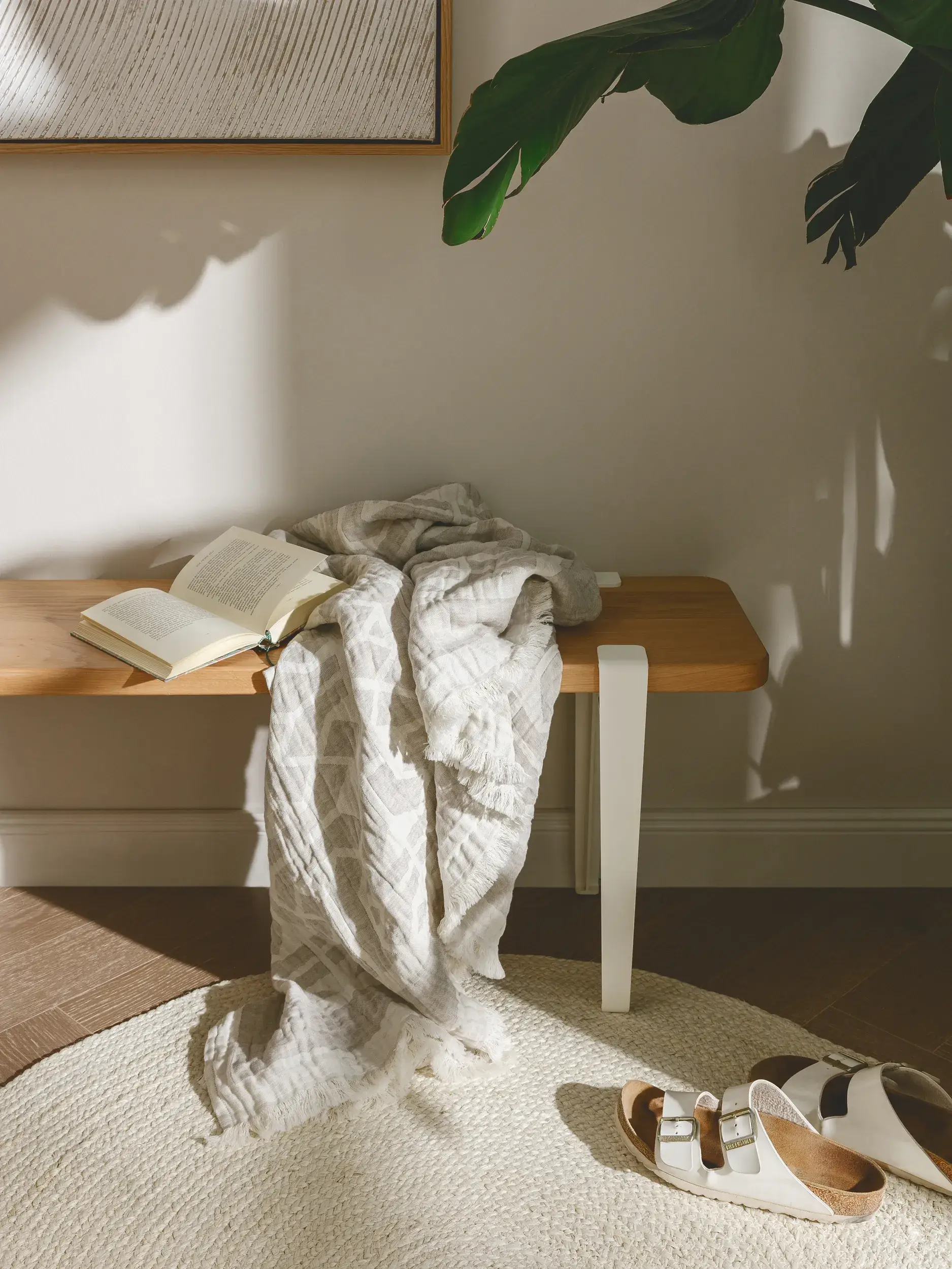 Decke aus Leinen-Mix Sabine Cream/Beige Geometrisch-suunnittelussa, valmistettu 60% puuvillaa, 40% pellavaaista, benuta Purein toimesta