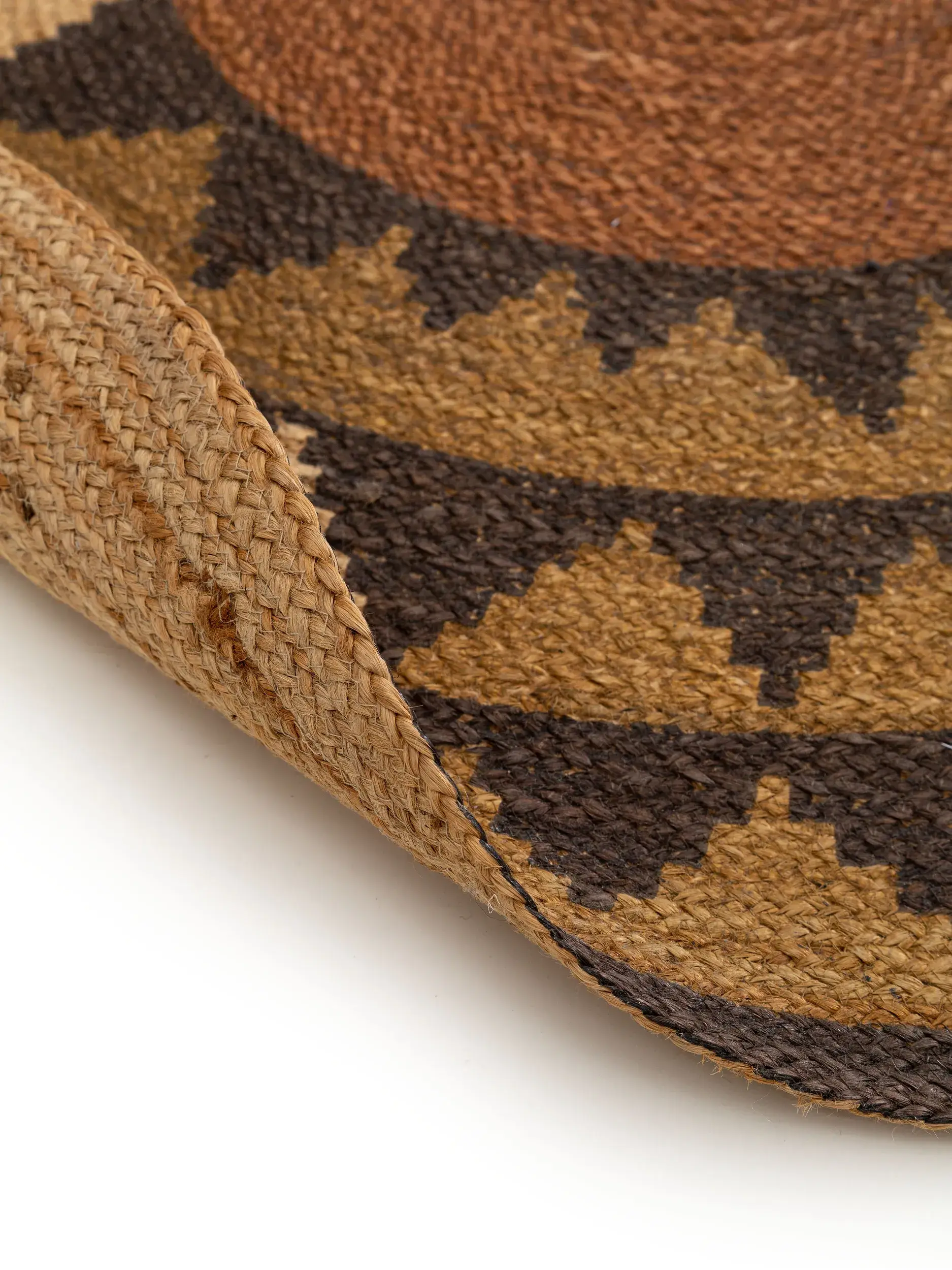 Teppich aus 100% Jute in Braun mit 100% Jute hohem Flor von benuta Pure
