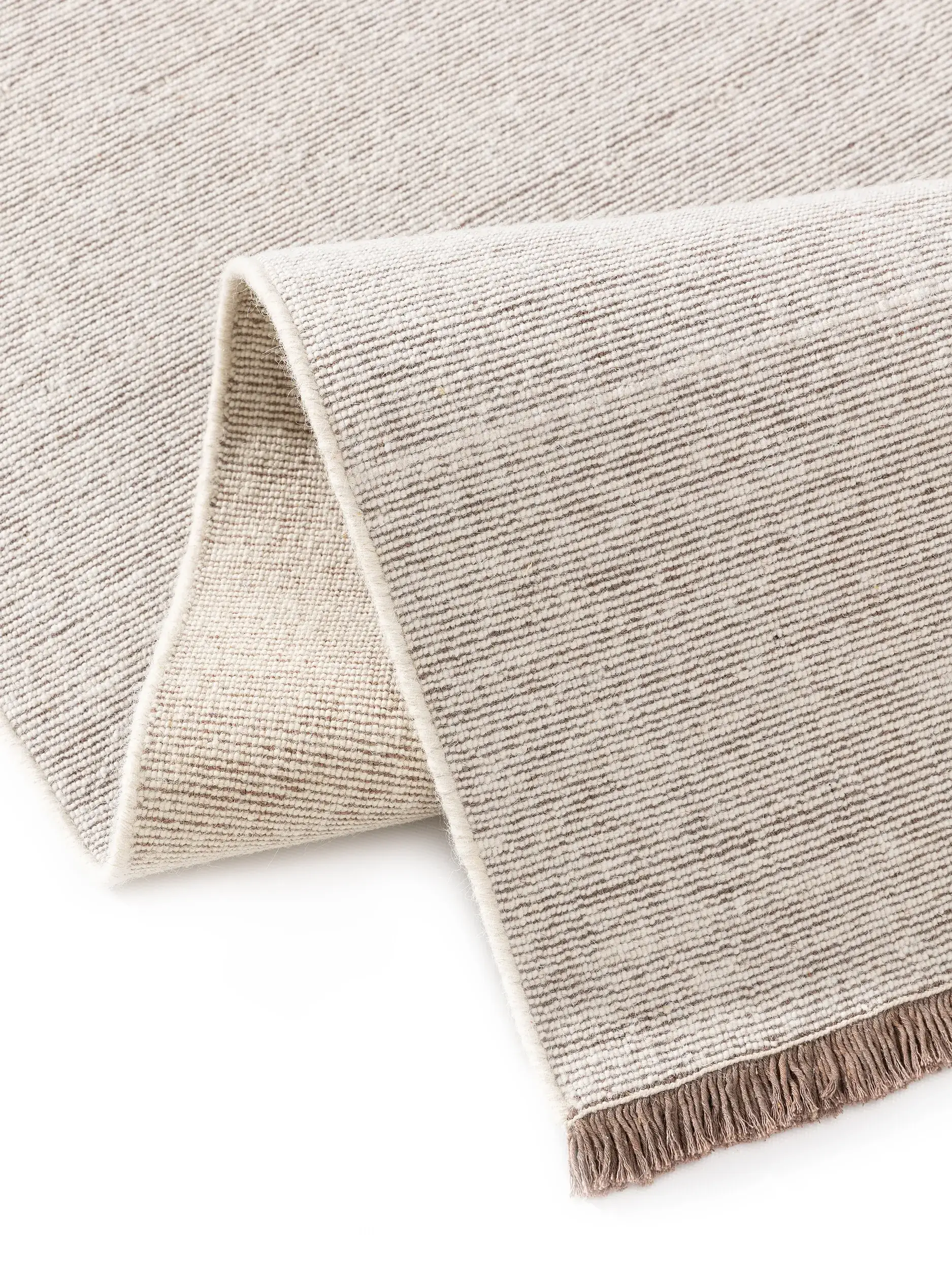 Teppich aus 70% Wolle, 30% Baumwolle in Braun mit 70% Wolle, 30% Baumwolle hohem Flor von benuta Nest