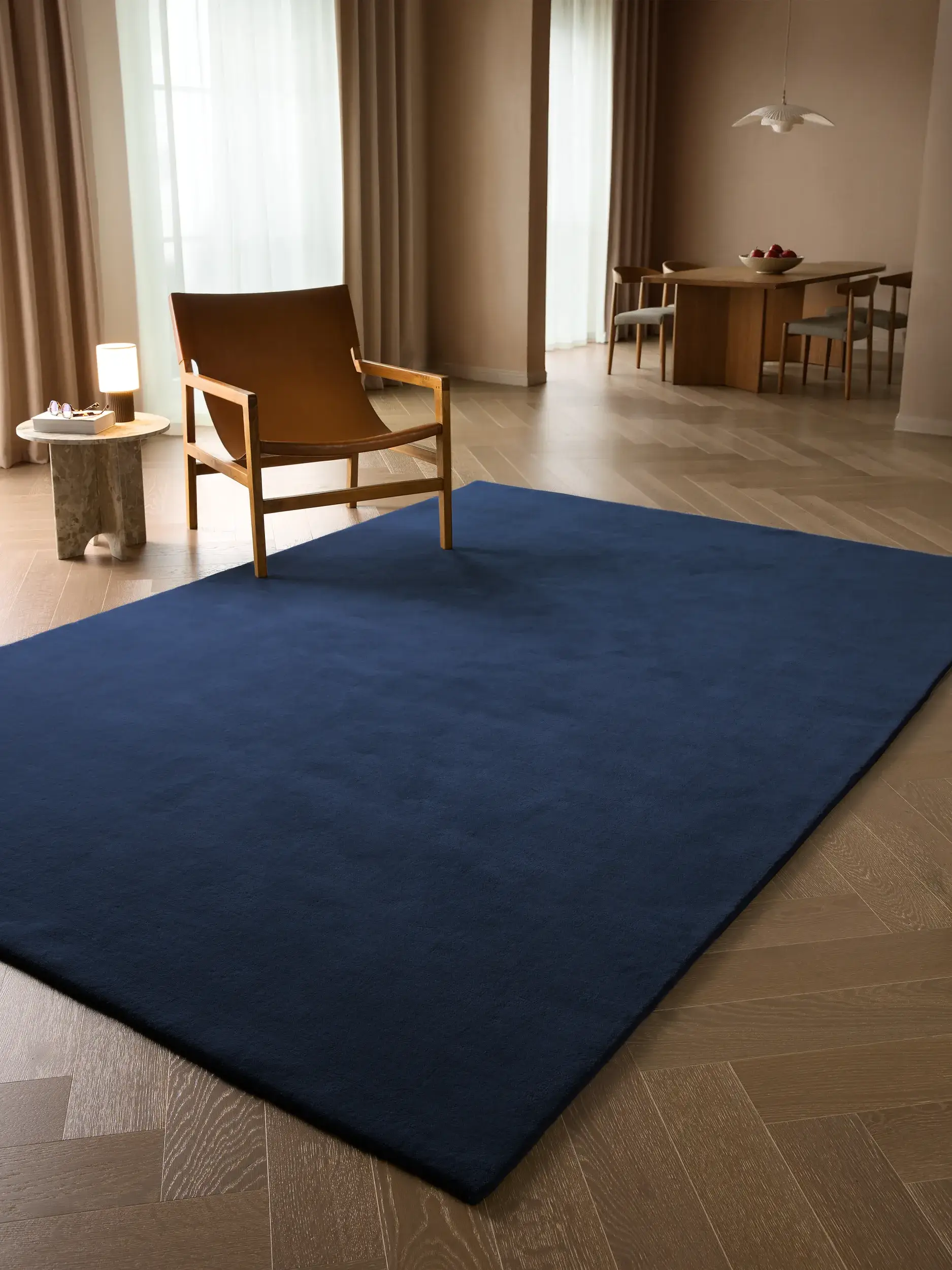 Teppich Mono aus 100% Wolle (aus Neuseeland) in Blau von benuta Finest