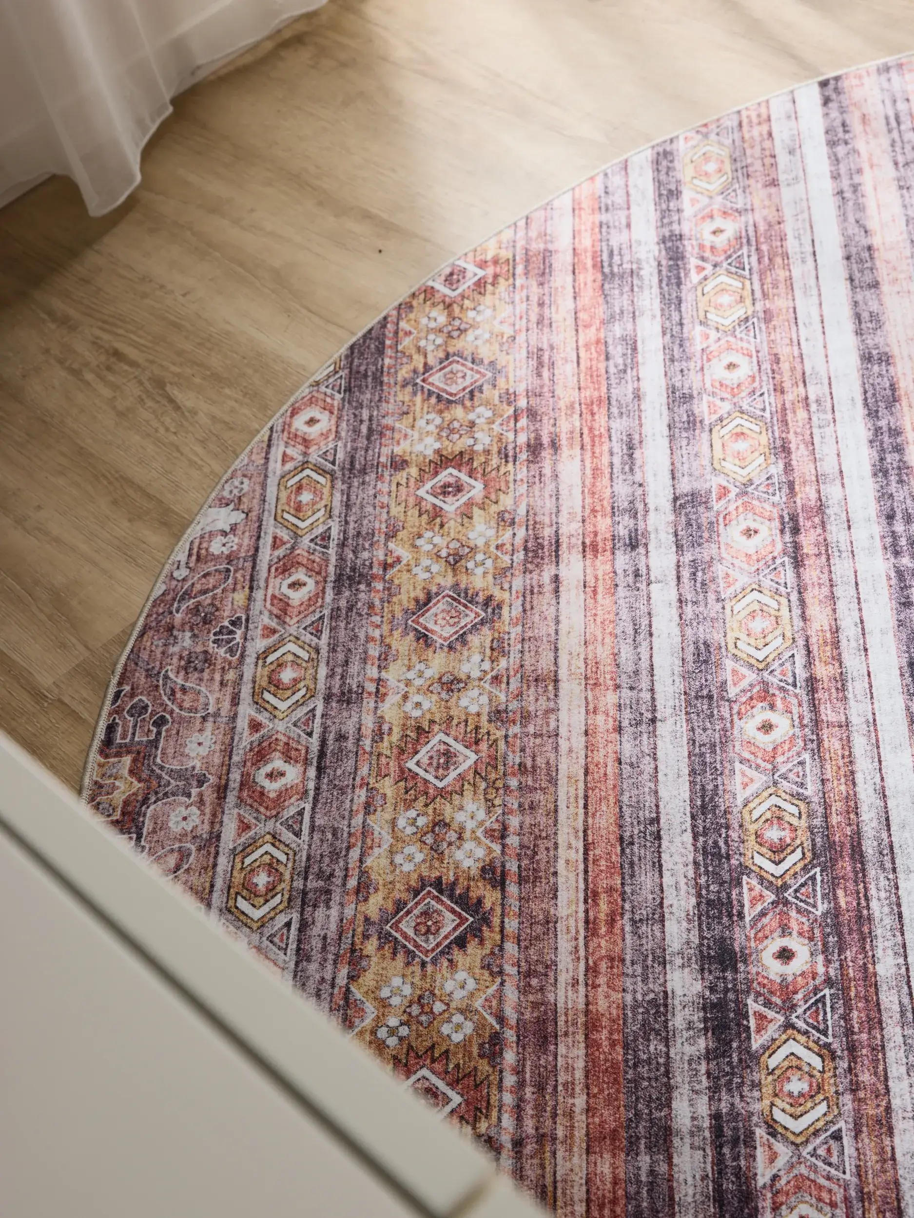 Rug made of 100% Polyester in Multicolour with a 100% Polyester high pile by benuta Basic
