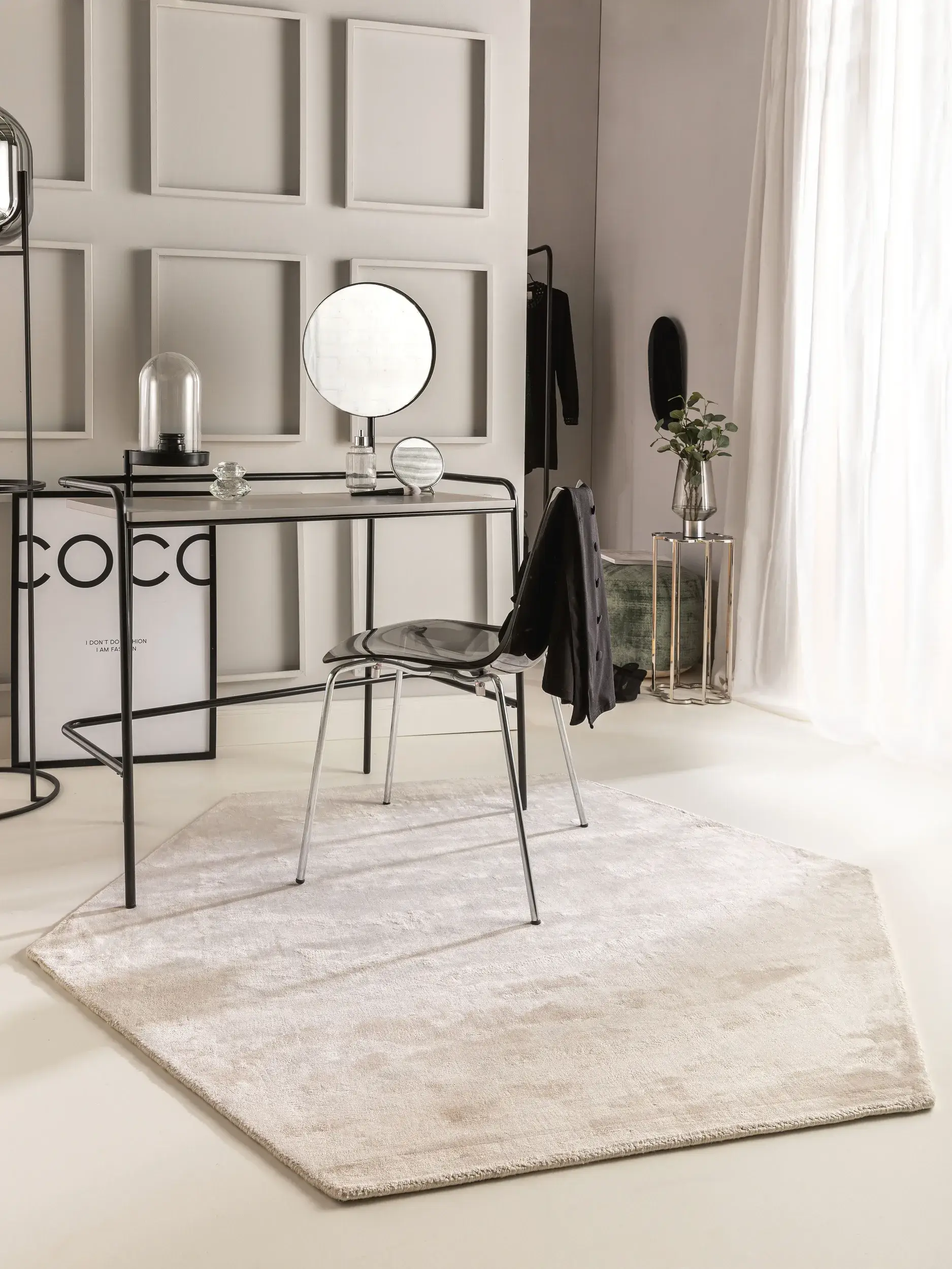 Tapis Nela en 100% Viscose en Gris de benuta pure