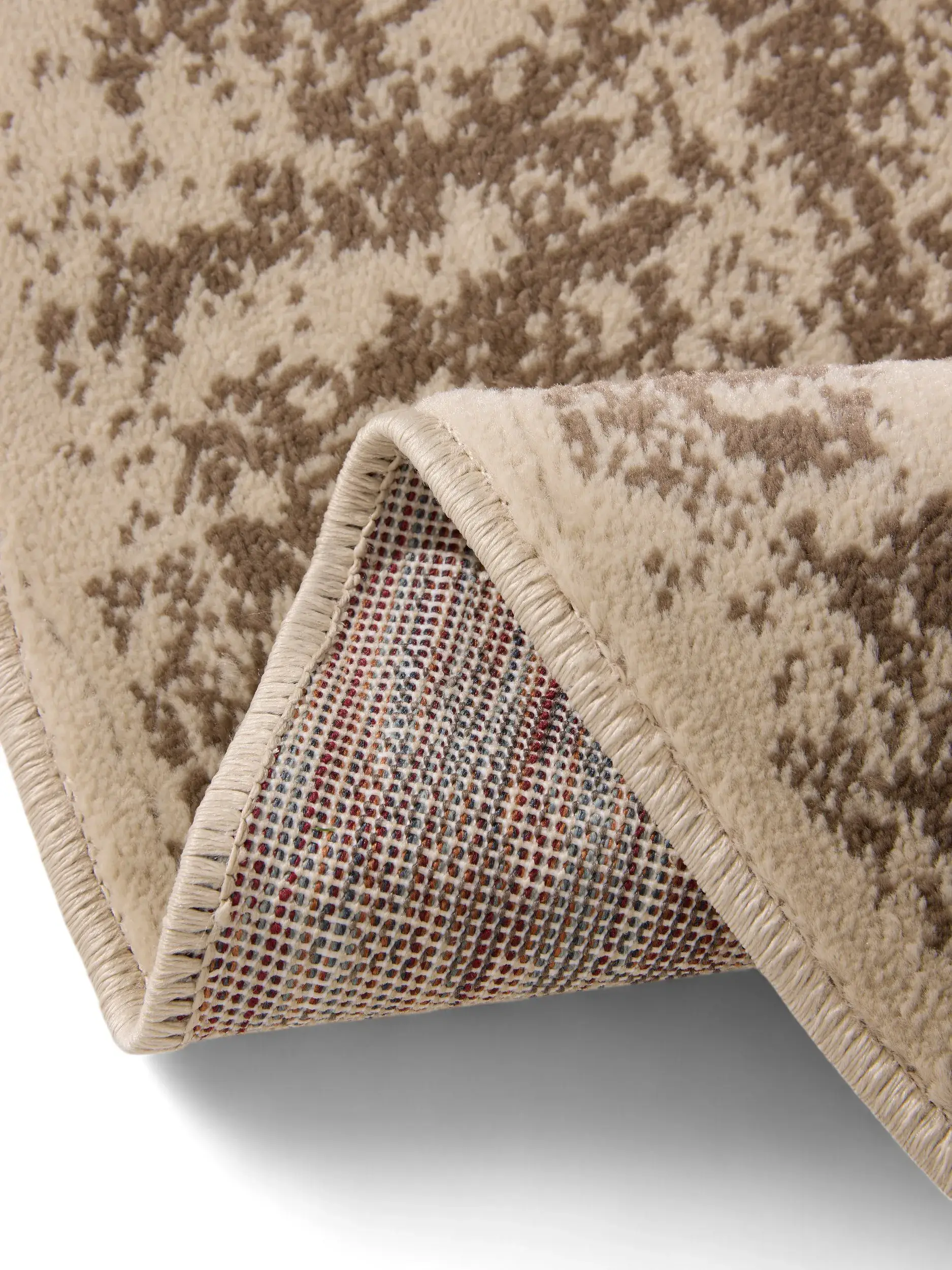 Teppich aus 100% Polypropyleen in Beige mit 100% Polypropyleen hohem Flor von benuta Basic