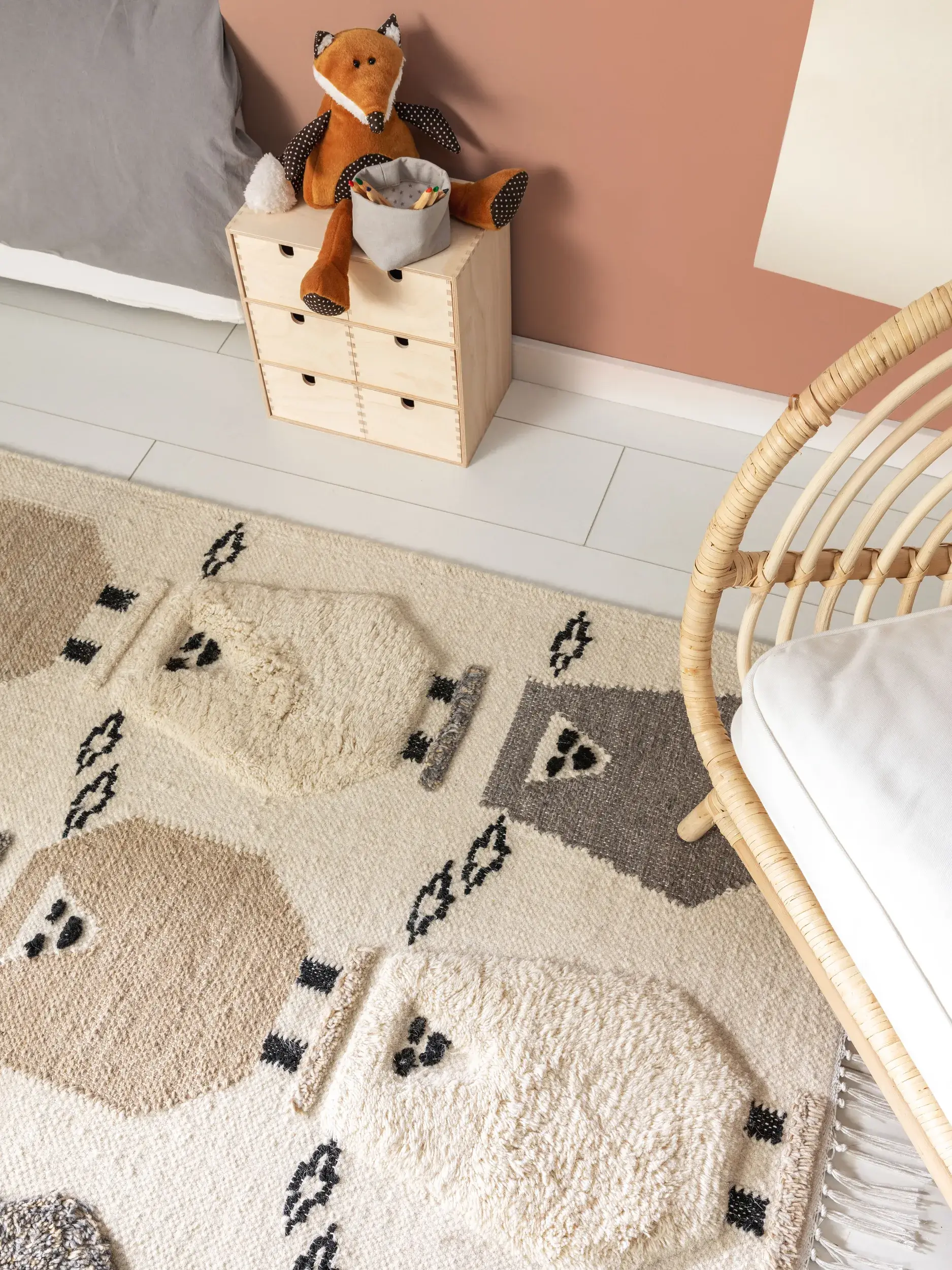 Teppich aus 80% Wolle, 20% Polyester in Beige mit 80% Wolle, 20% Polyester hohem Flor von Lytte