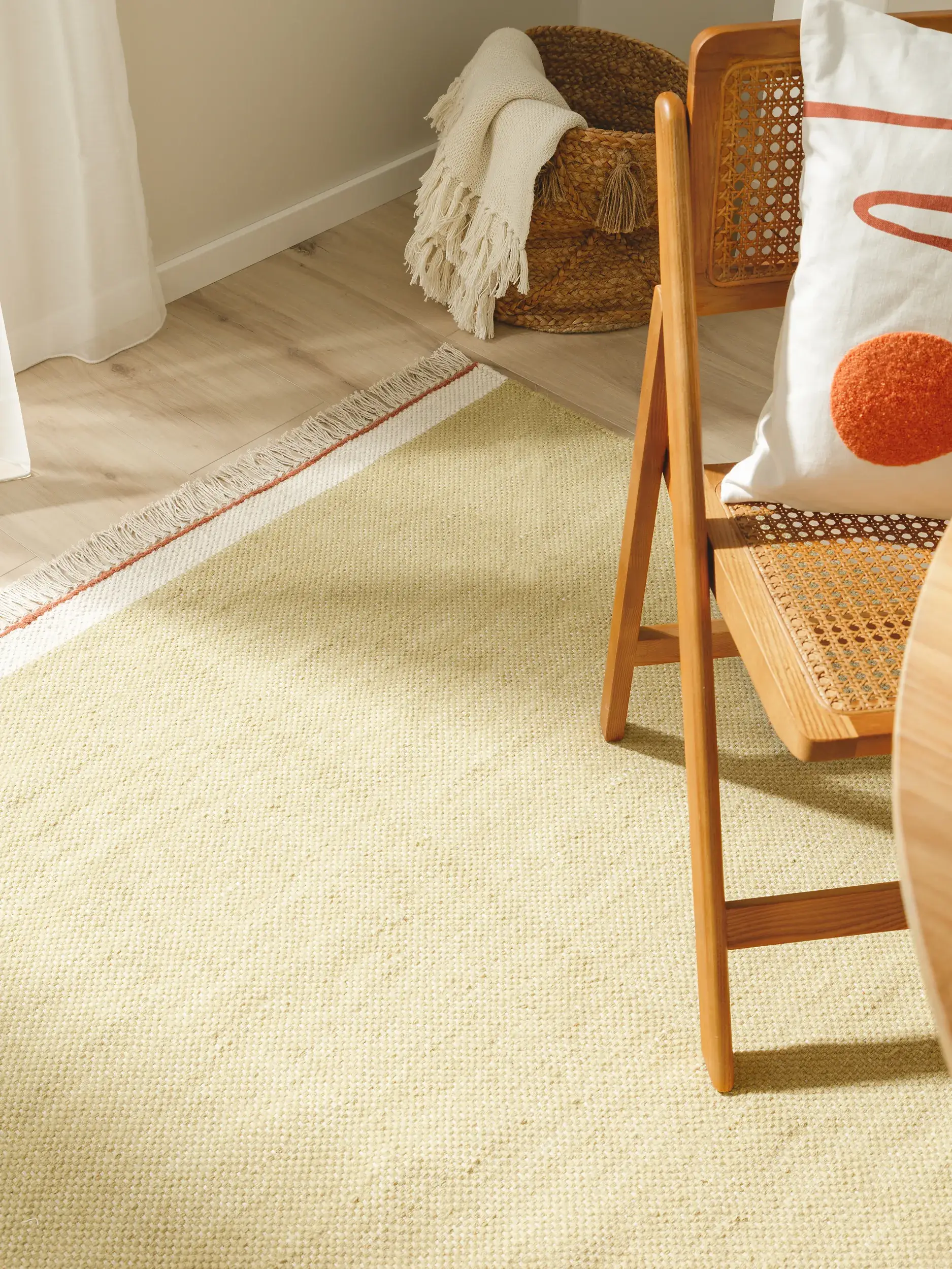Tappeto di 60% Lana, 40% Cotone in Verde con pelo alto 60% Lana, 40% Cotone da benuta POP