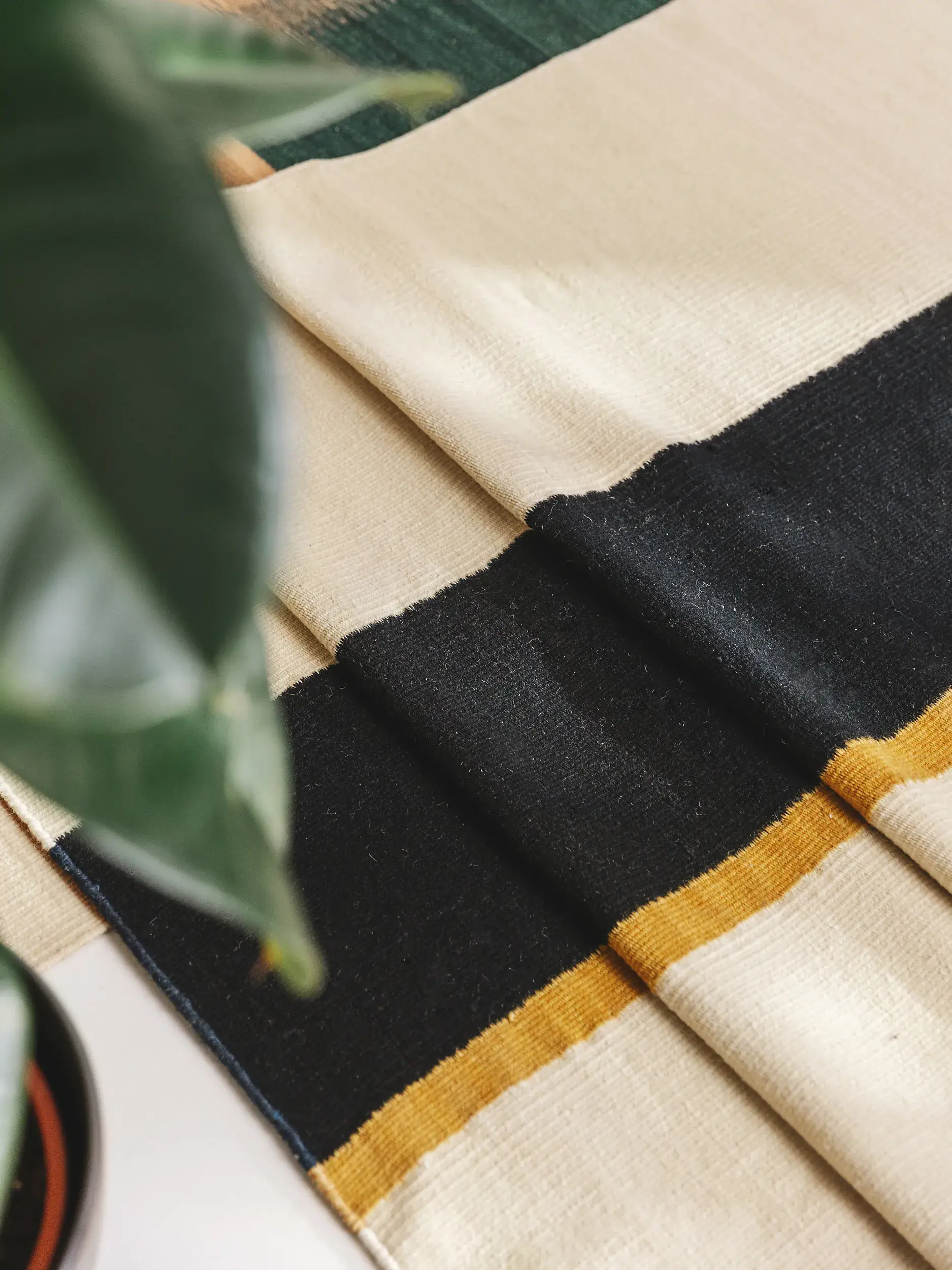 Teppich aus 80% Wolle, 20% Baumwolle in Multicolor mit 80% Wolle, 20% Baumwolle hohem Flor von benuta Nest