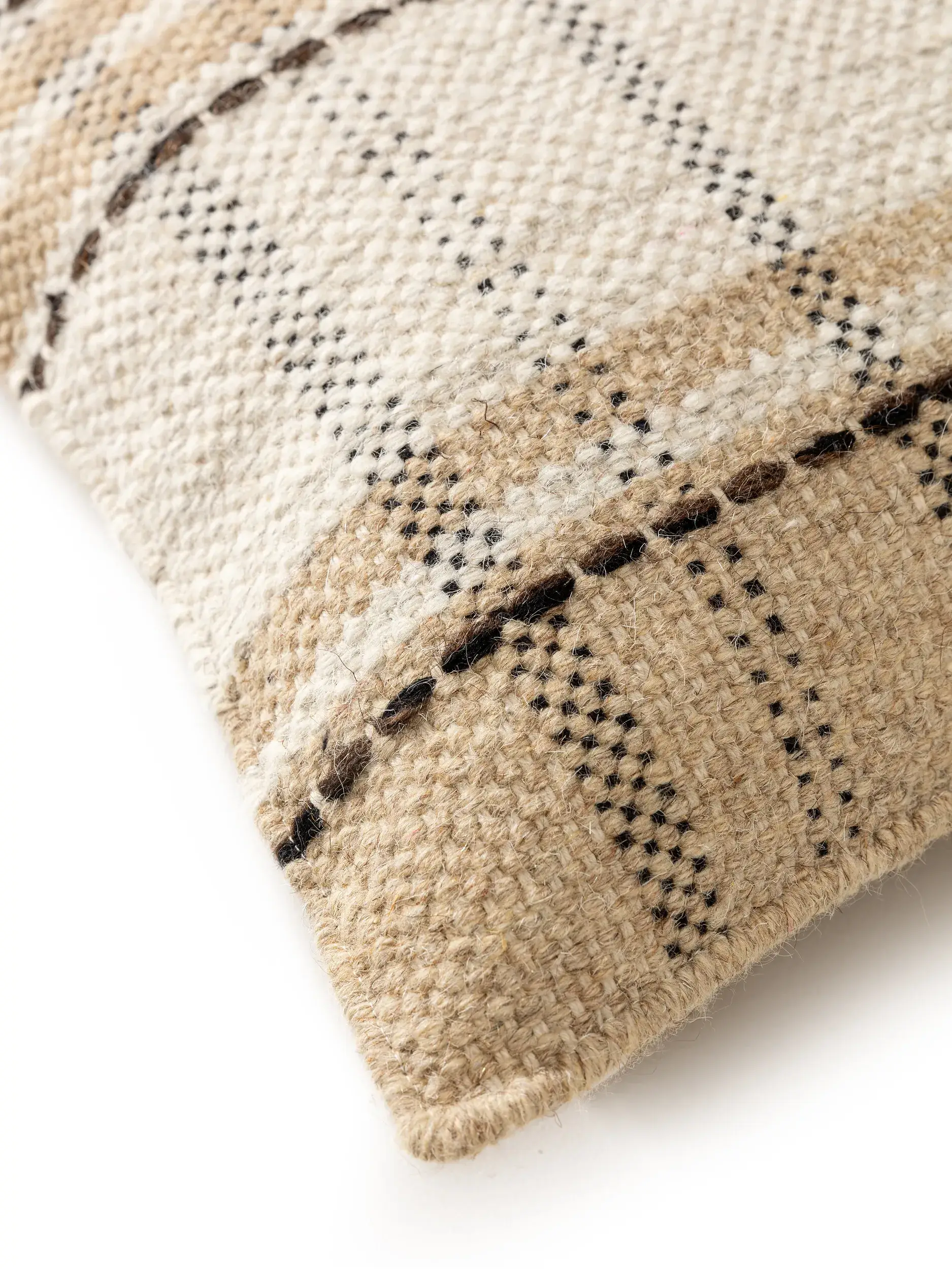 Kissenbezug Bahati Beige im Design Streifen aus 70% Wolle, 30% Baumwolle von benuta Pop