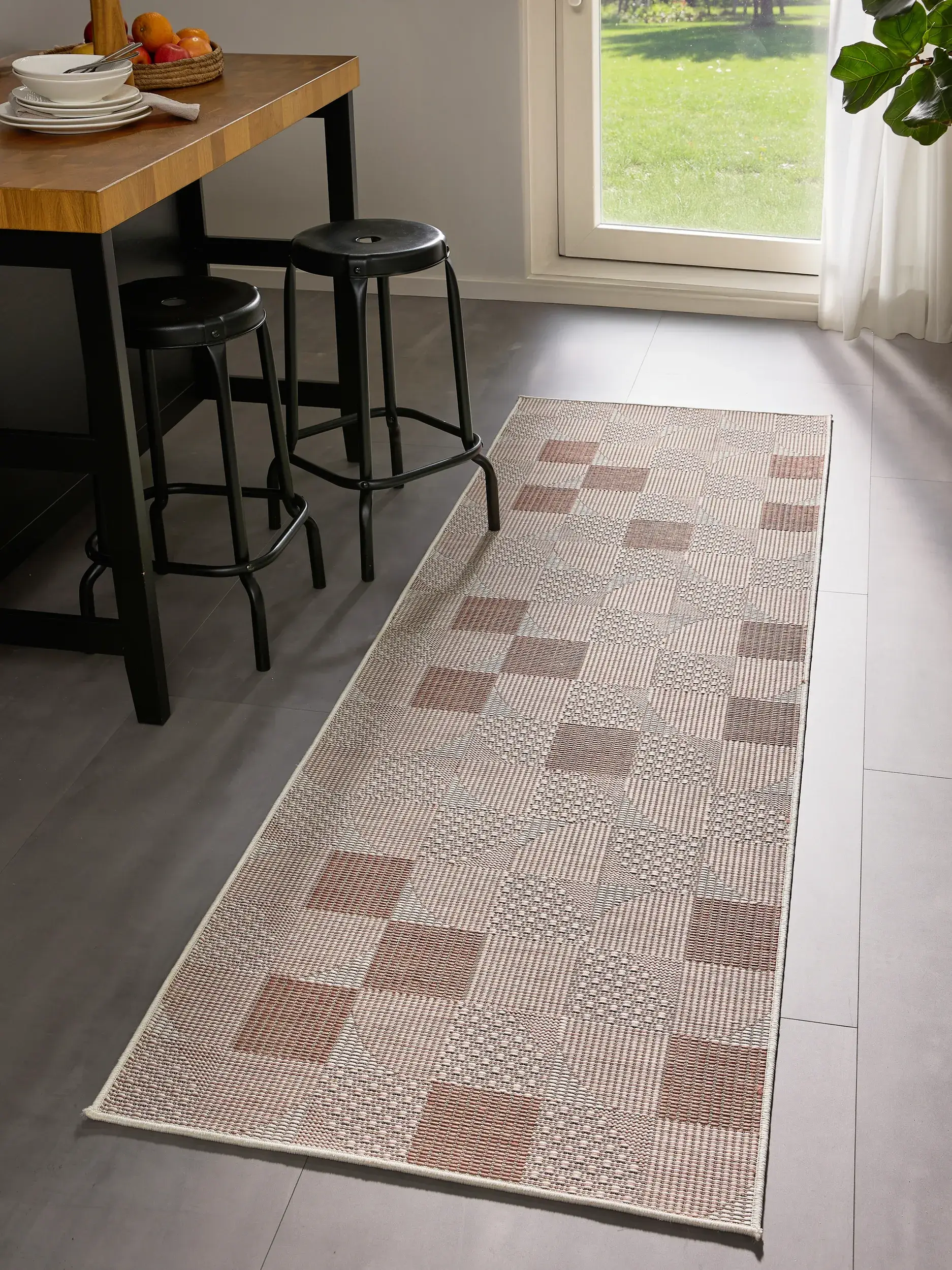 Tapete Bronco de 100% Polipropileno em  da benuta nest