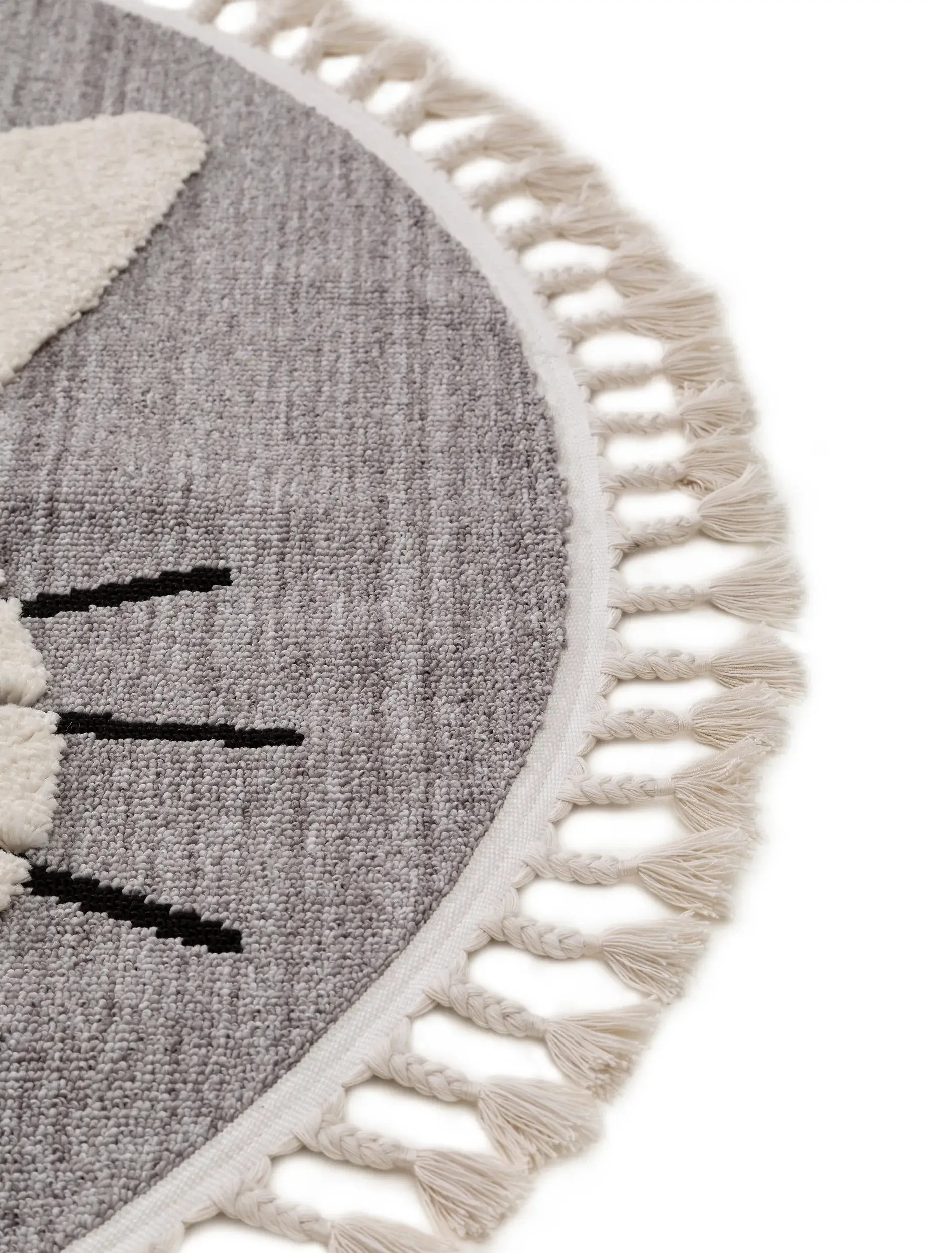 Rug made of 100% Polyester in Grau with a 100% Polyester high pile by Lytte