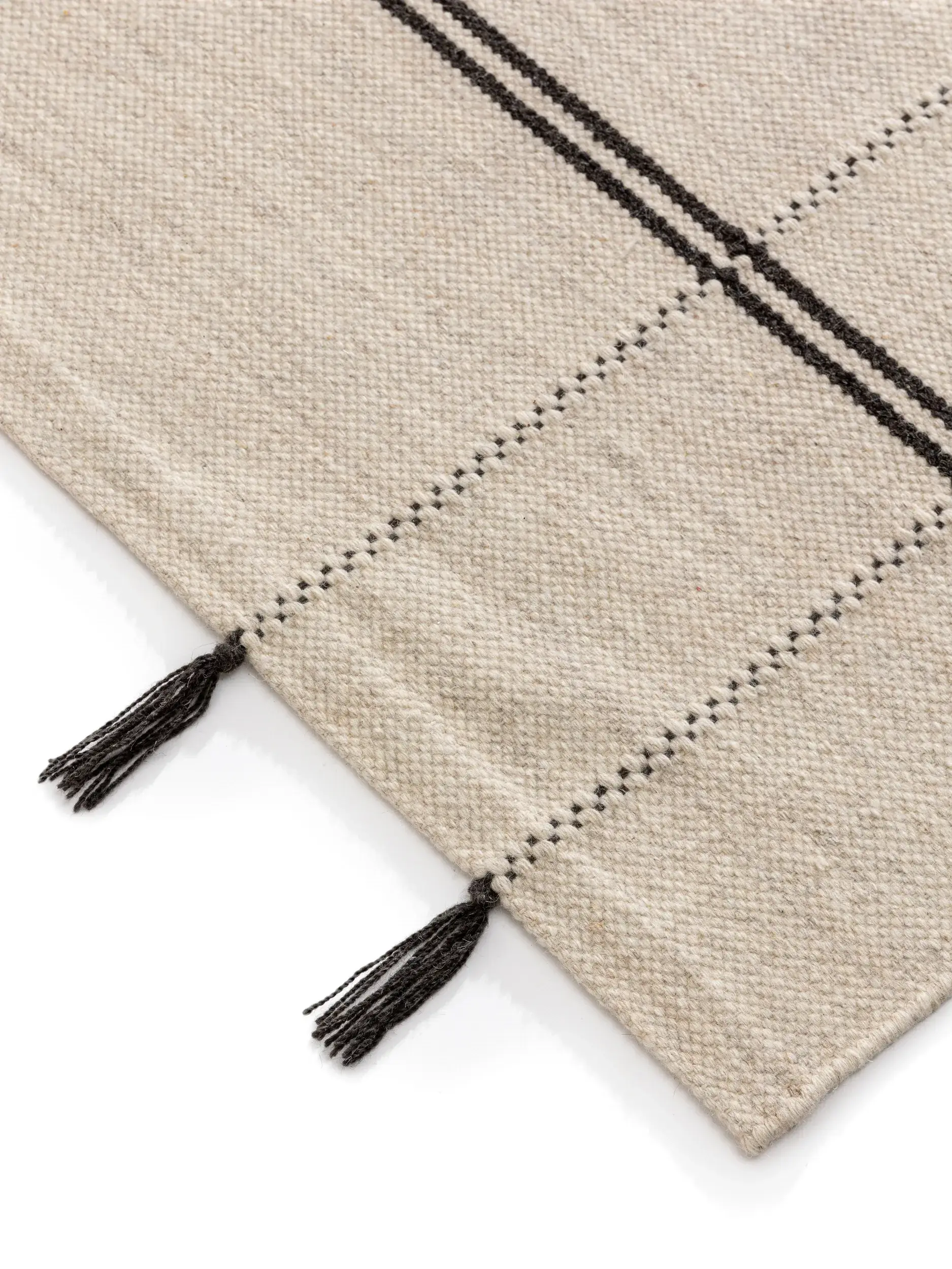 Rug made of 70% Wolle, 30% Baumwolle in Beige with a 70% Wolle, 30% Baumwolle high pile by benuta Pure