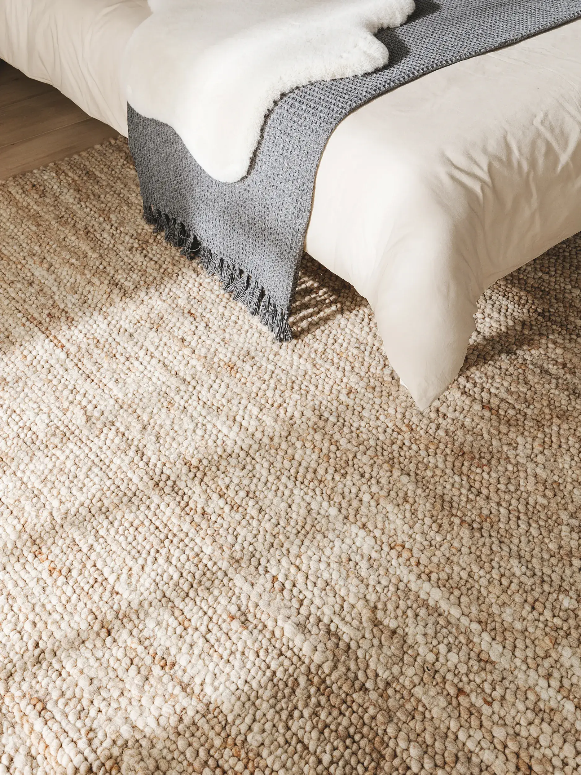 Teppich aus 70% Wolle, 30% Jute in Beige mit 70% Wolle, 30% Jute hohem Flor von benuta Pure