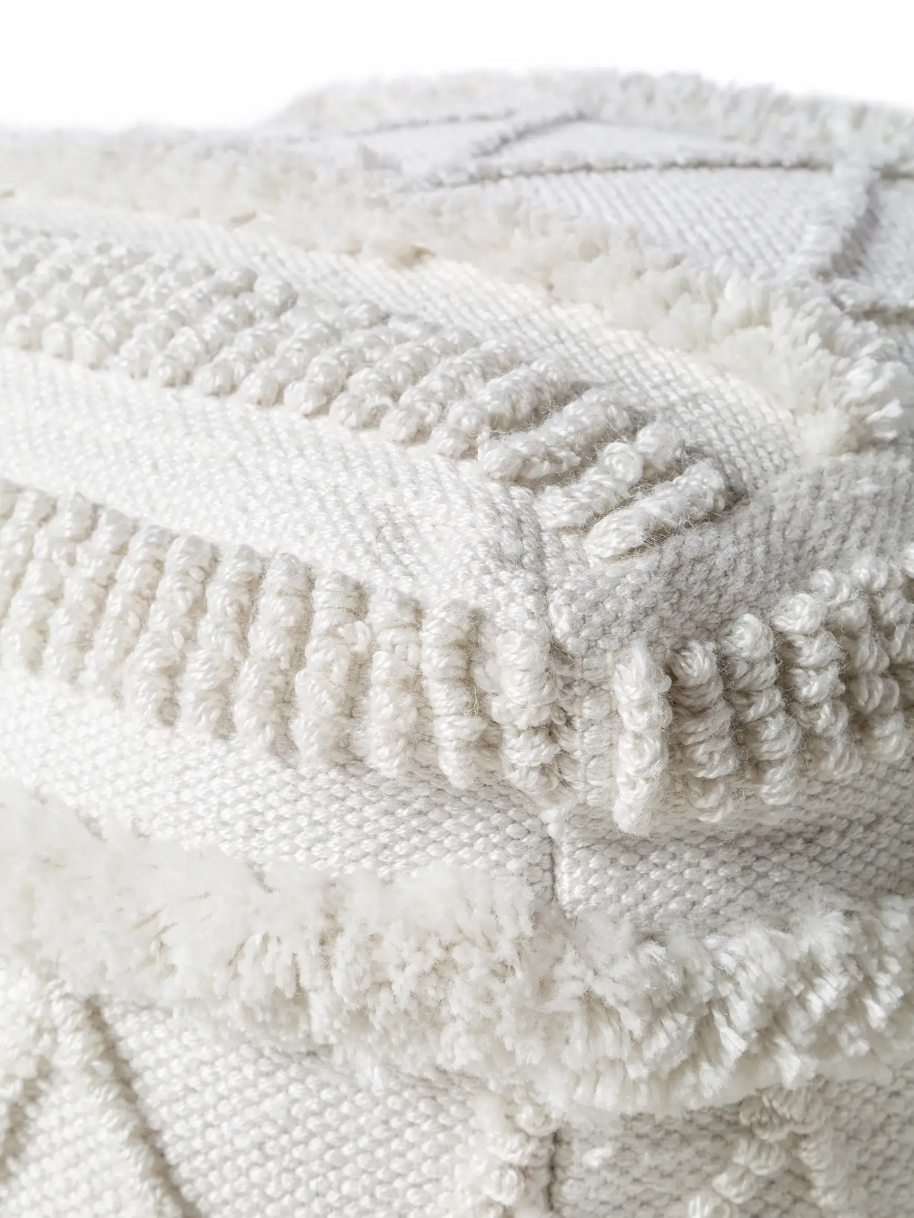 In- & Outdoor Pouf Toni Ivory von benuta Pure